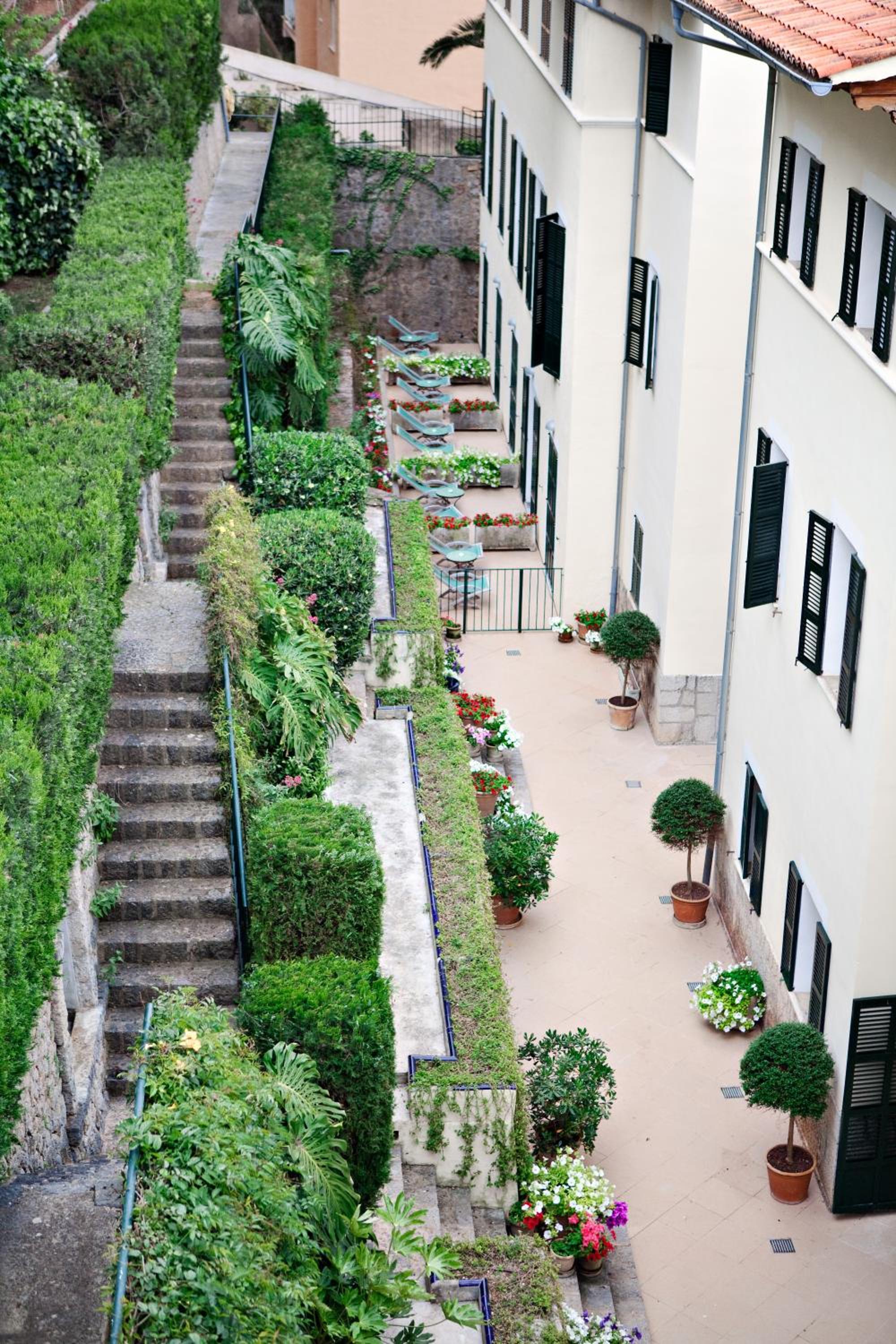 Vista al jardín estándar (sin terraza)