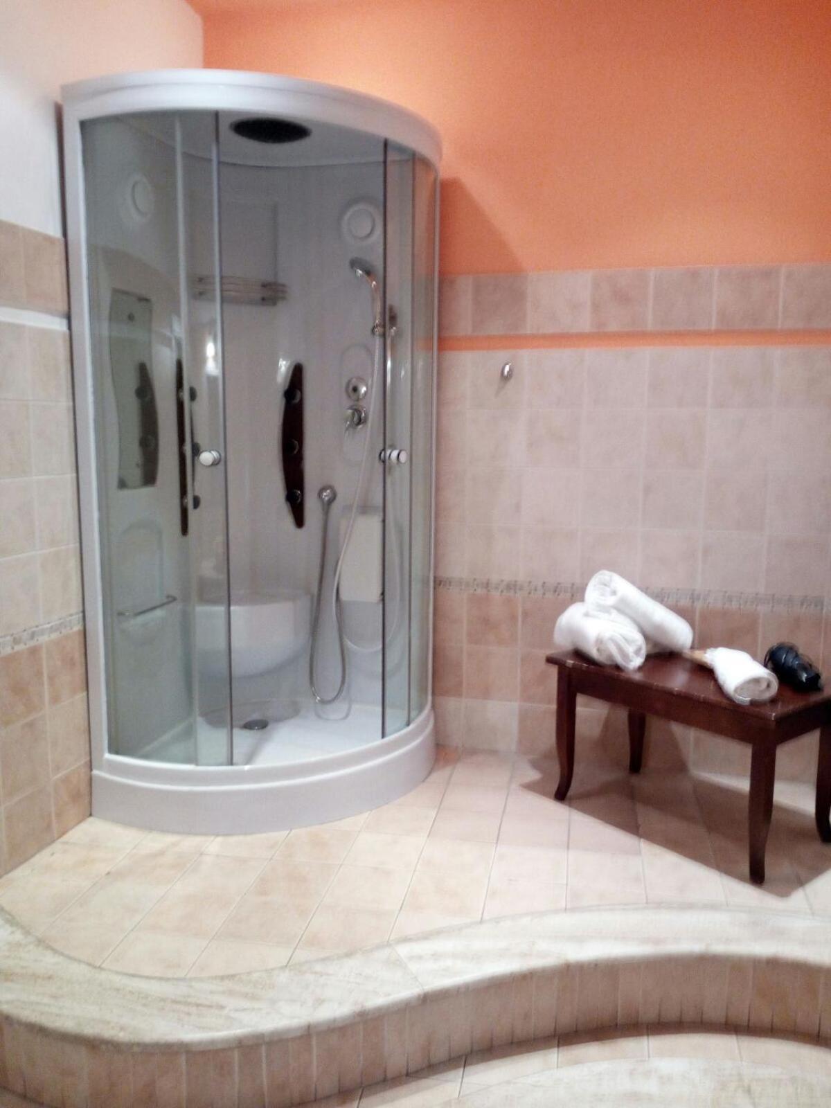 Junior Suite - Photo 9