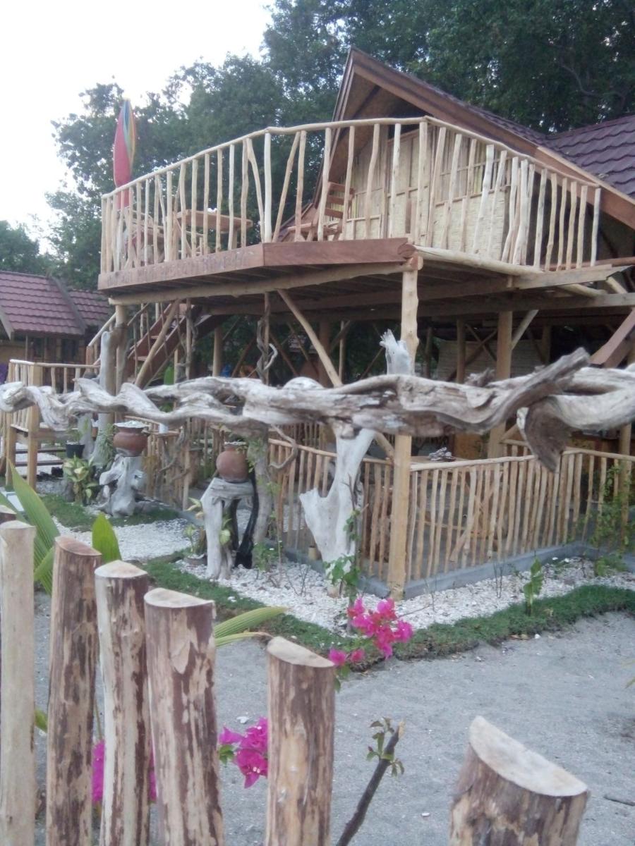 Bungalow - Beach Front - Photo 51