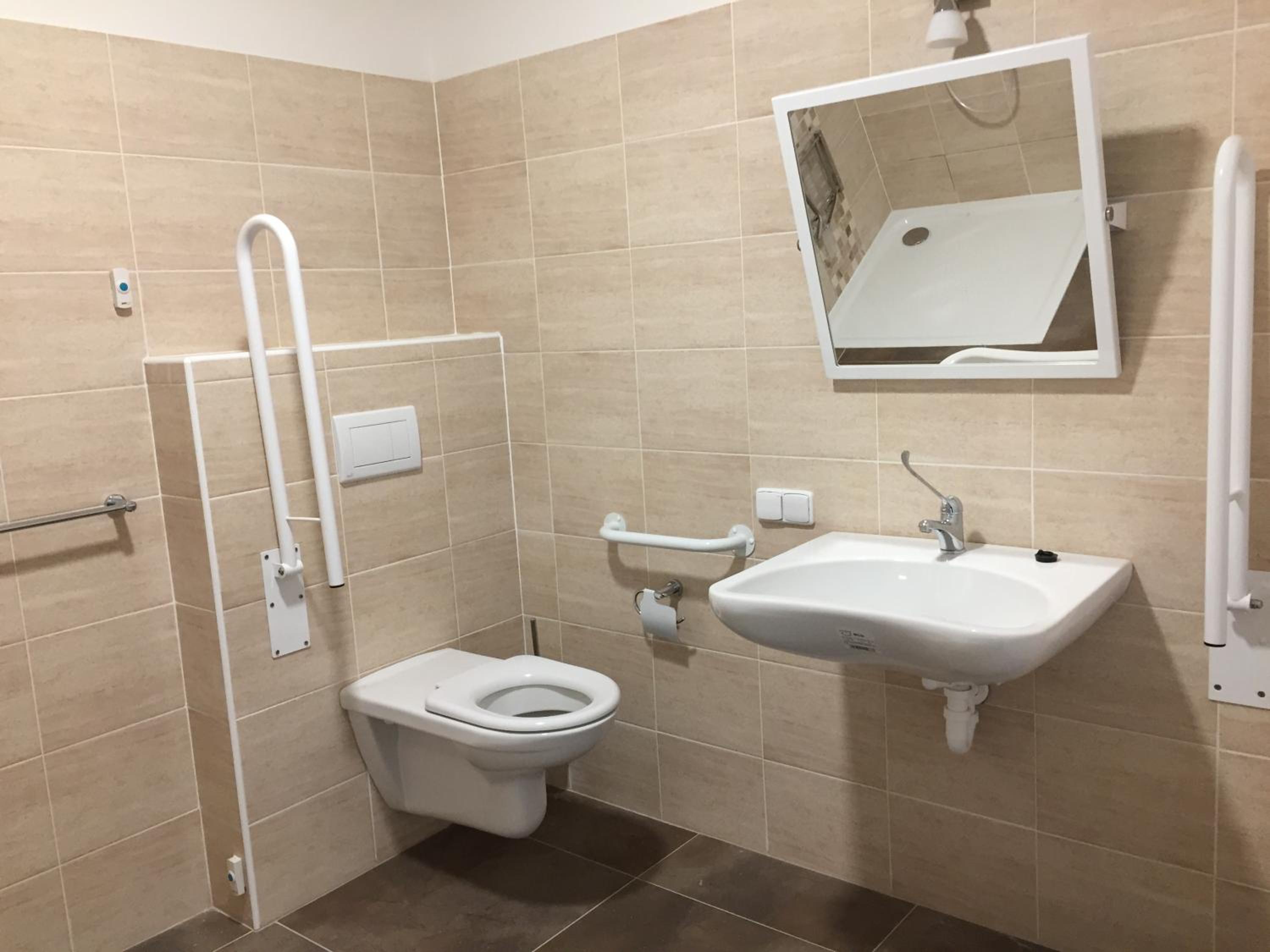 Twin Room - Disability Access