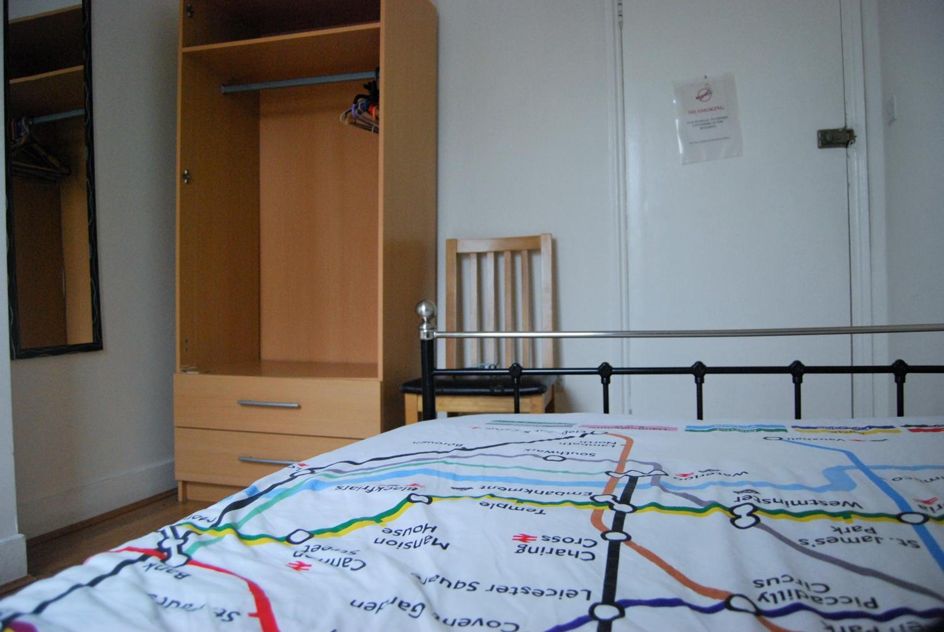Standard Double Room with Shared Bathroom photo 1