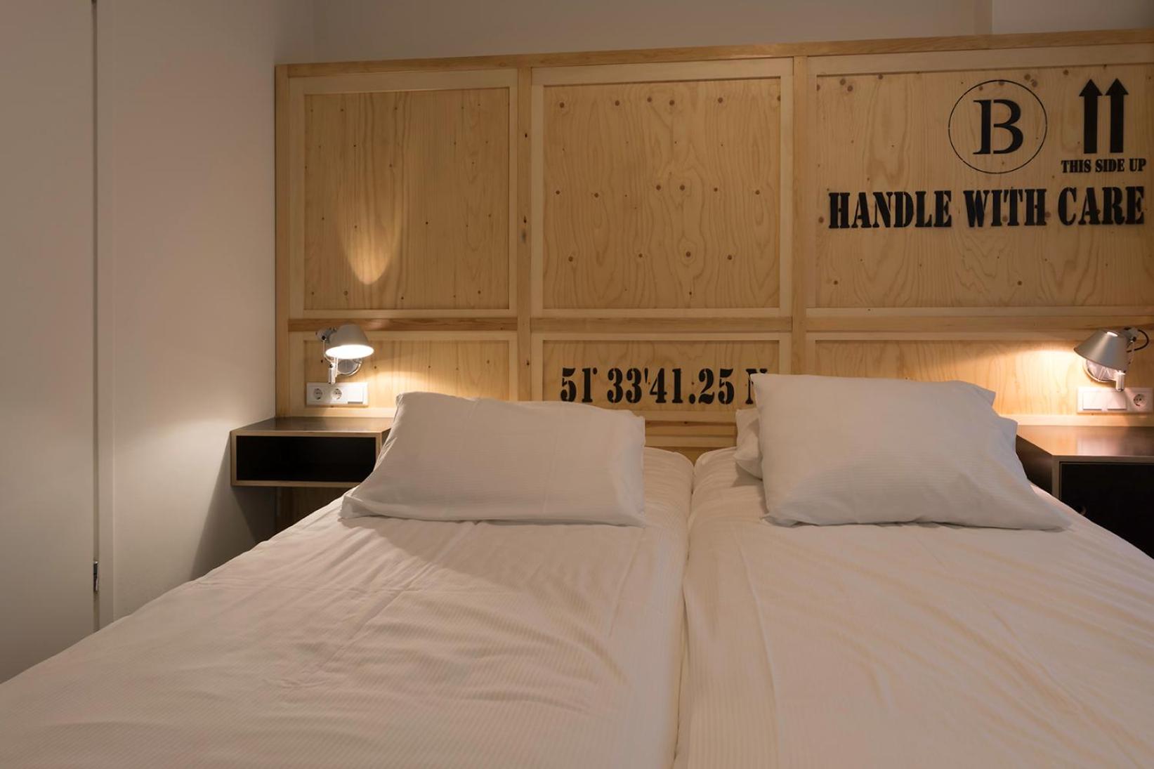 Two-Bedroom Apartment - Photo 3
