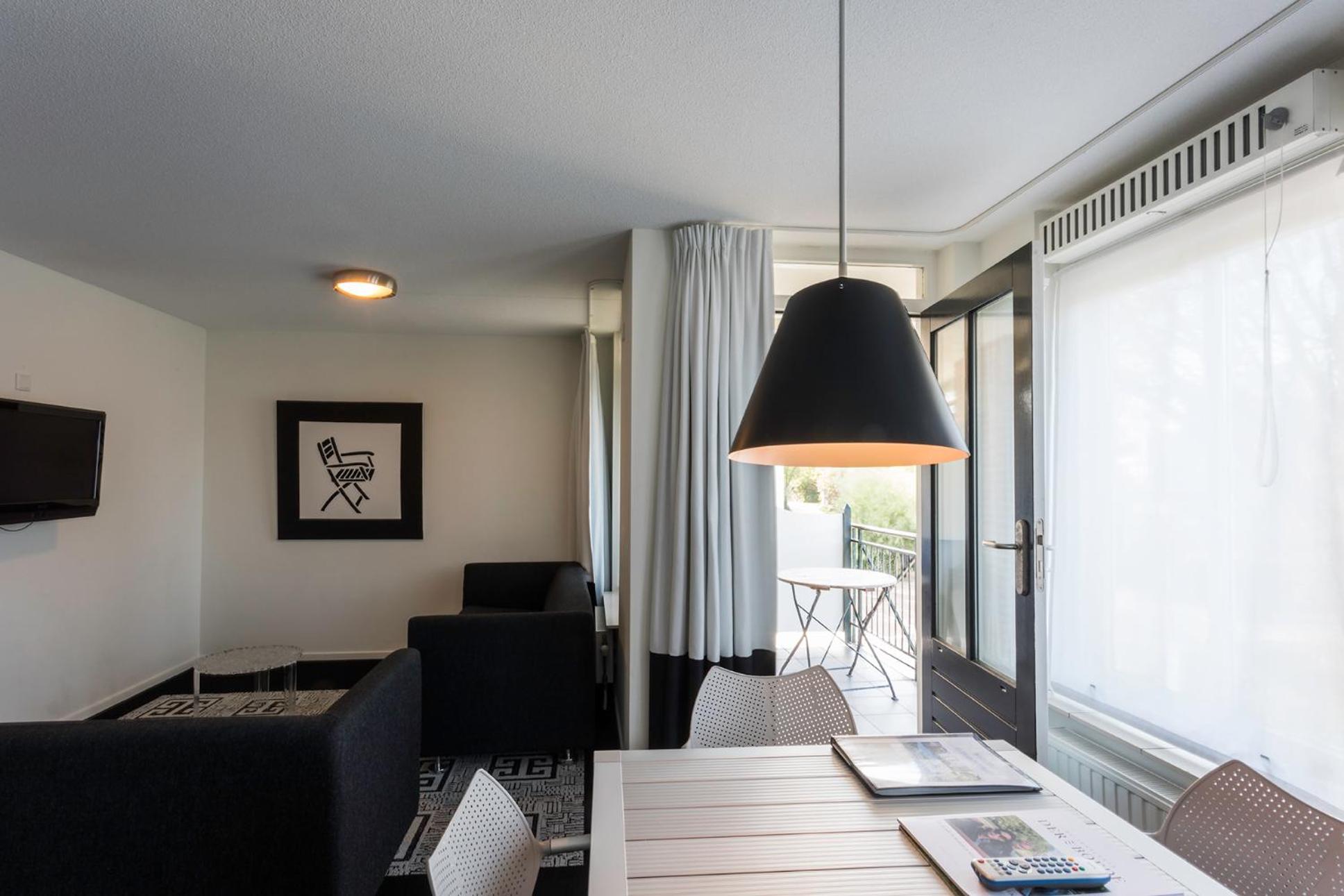 Two-Bedroom Apartment - Photo 7