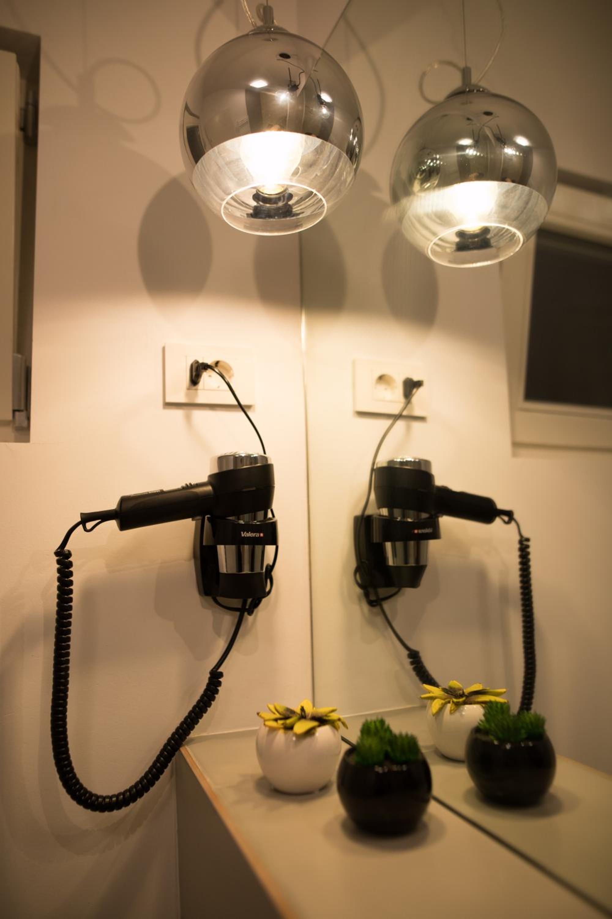 Studio Apartment - Photo 48