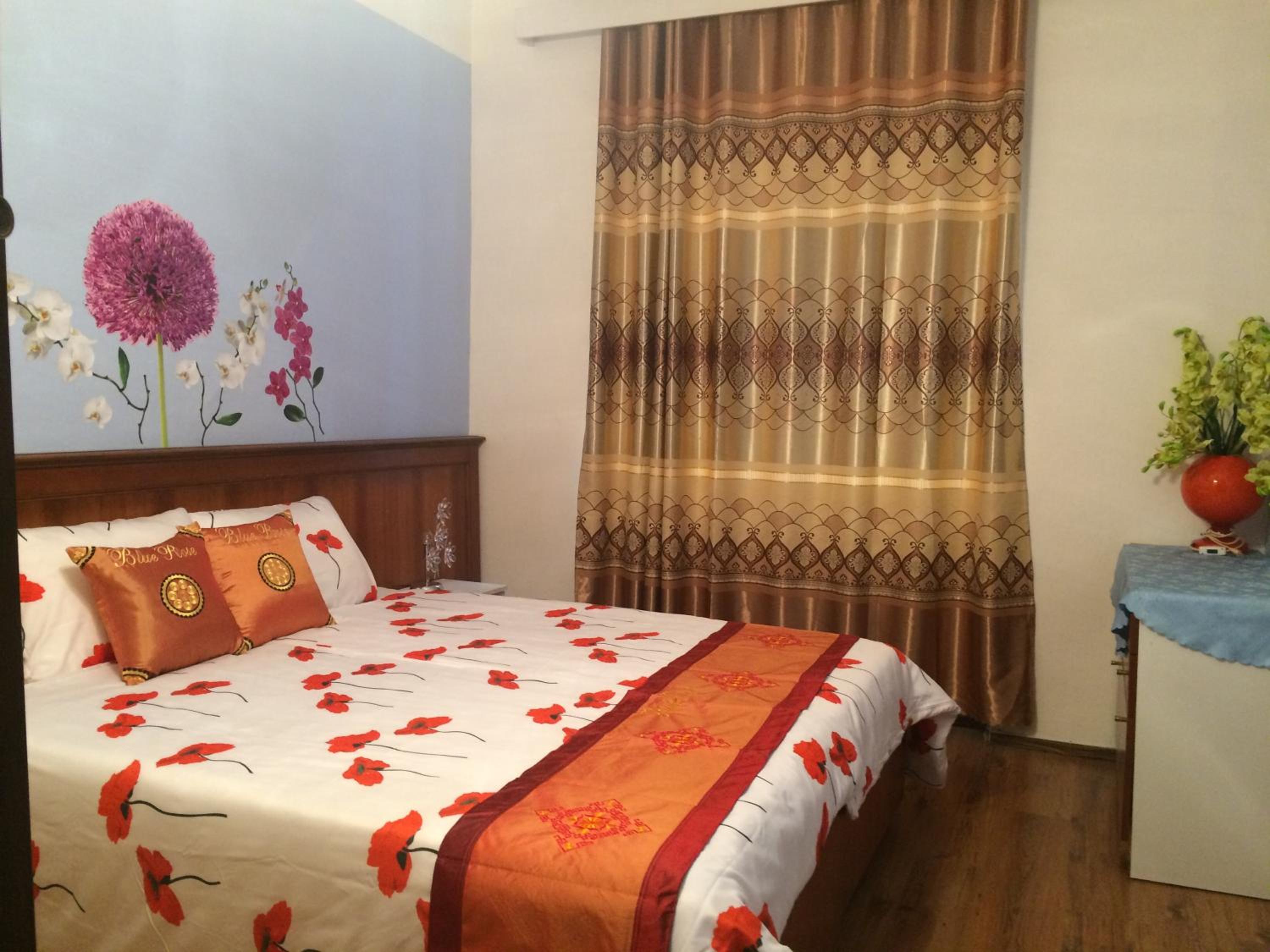 Two-Bedroom Apartment - Photo 19