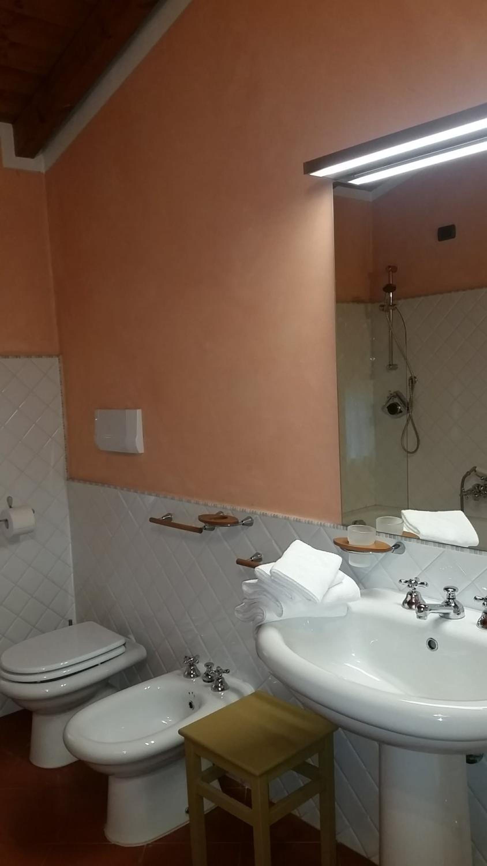 Suite with Lake View photo 3
