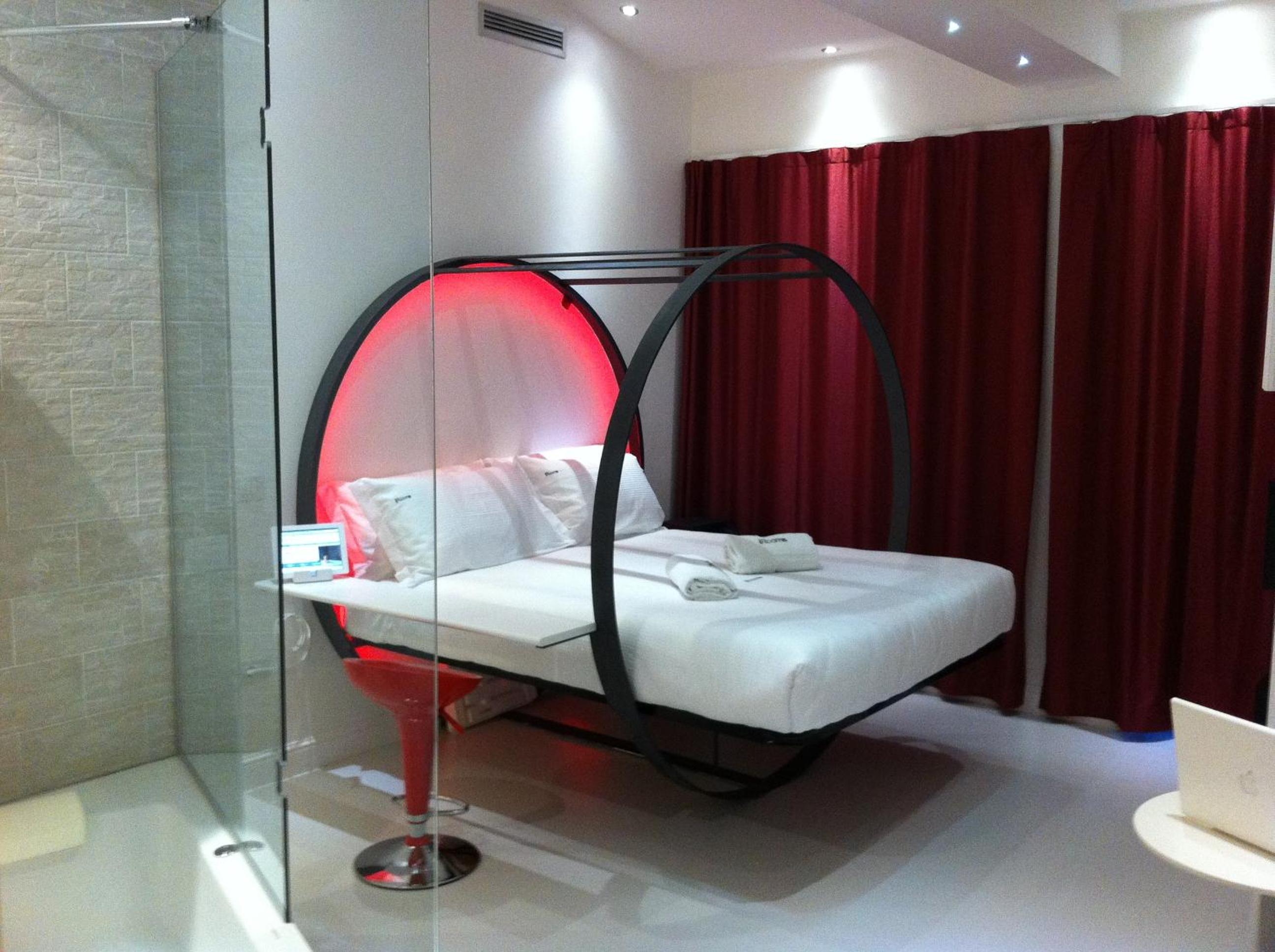 Double Room with Hot Tub photo 3