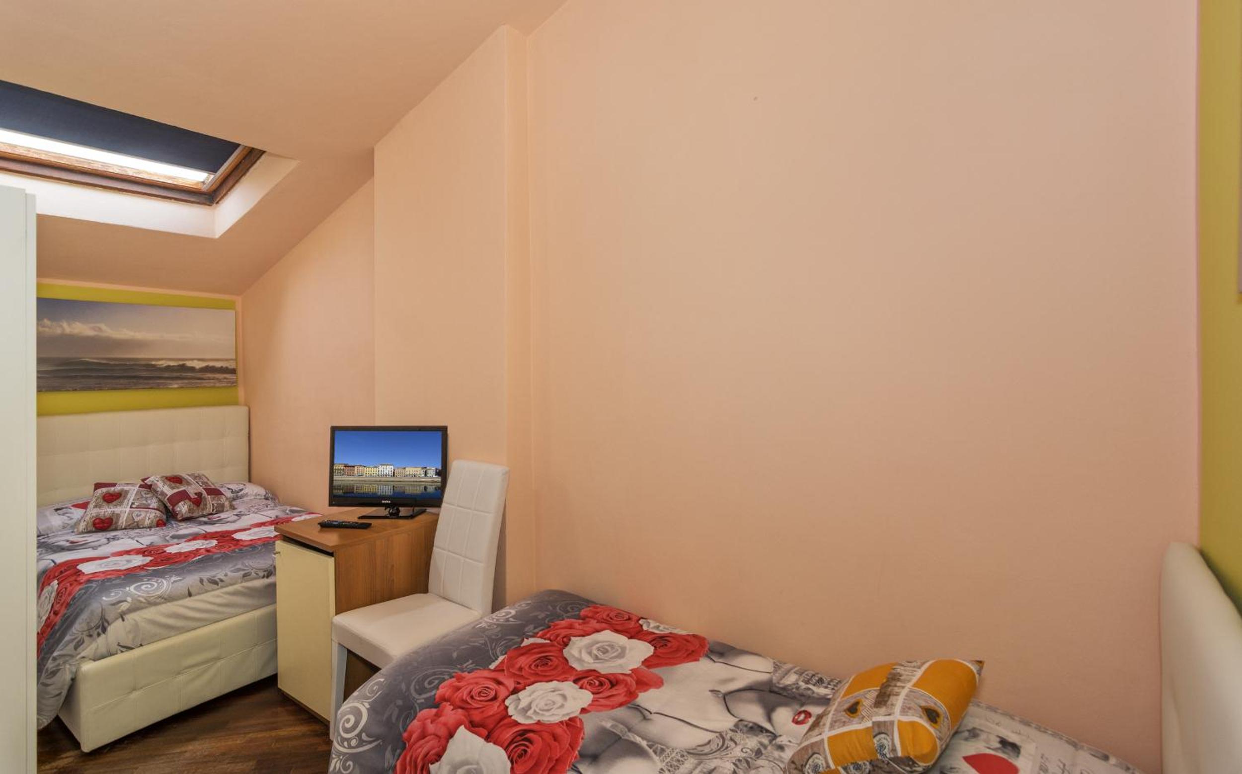 Basic Double Room - Photo 4