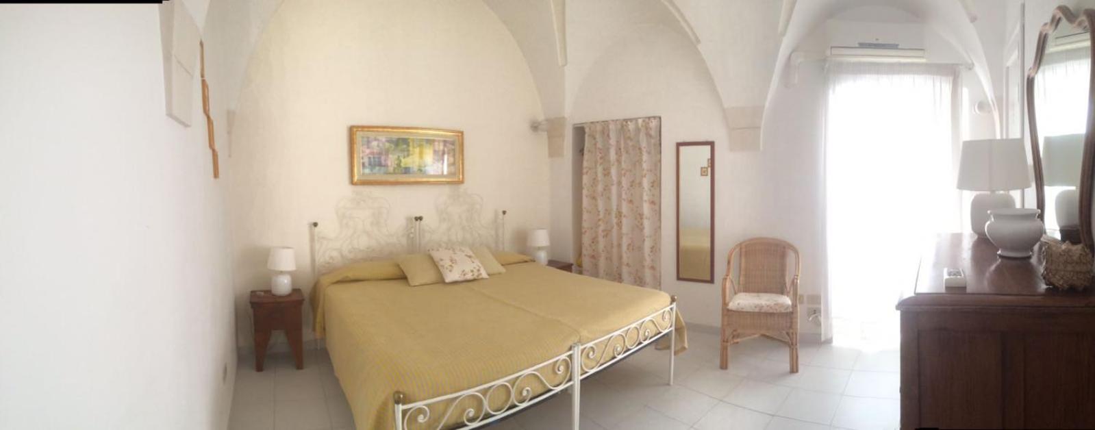 One-Bedroom Apartment (4 Adults) - Photo 1