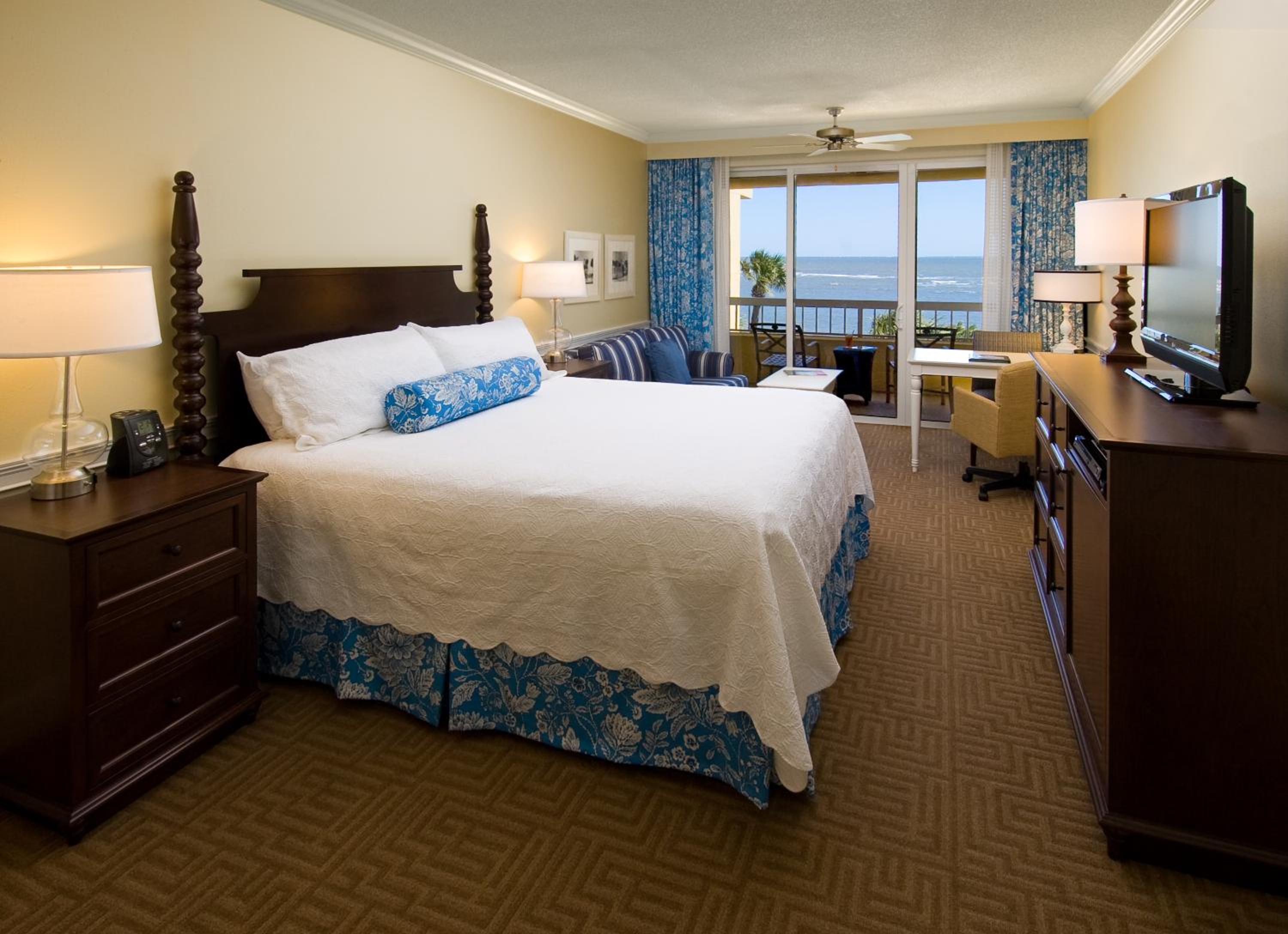 King Room - Oceanfront - Photo 1