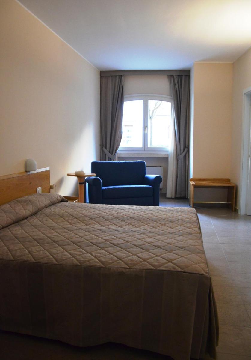 Triple Room photo 2