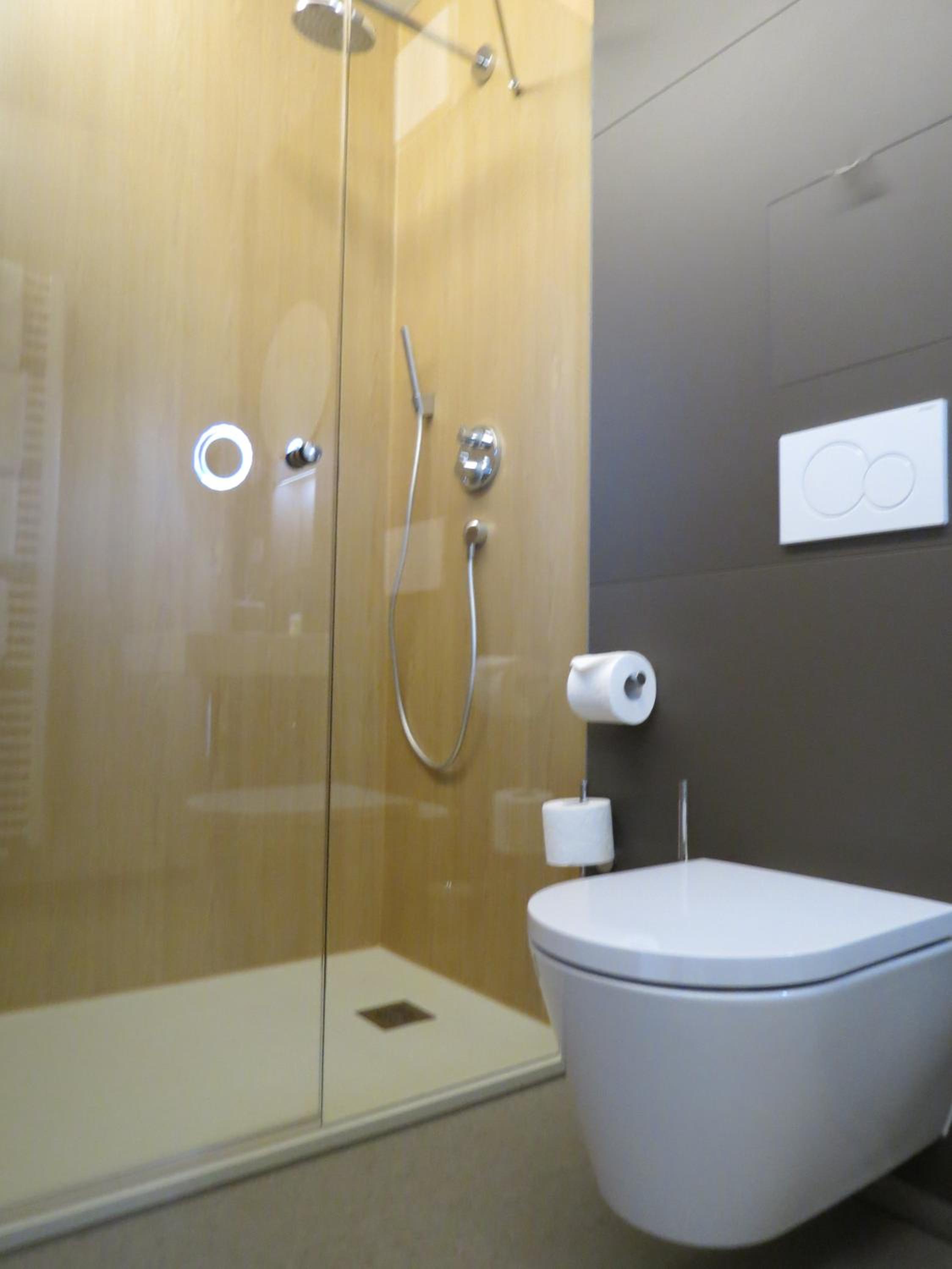 Double Room - Photo 12