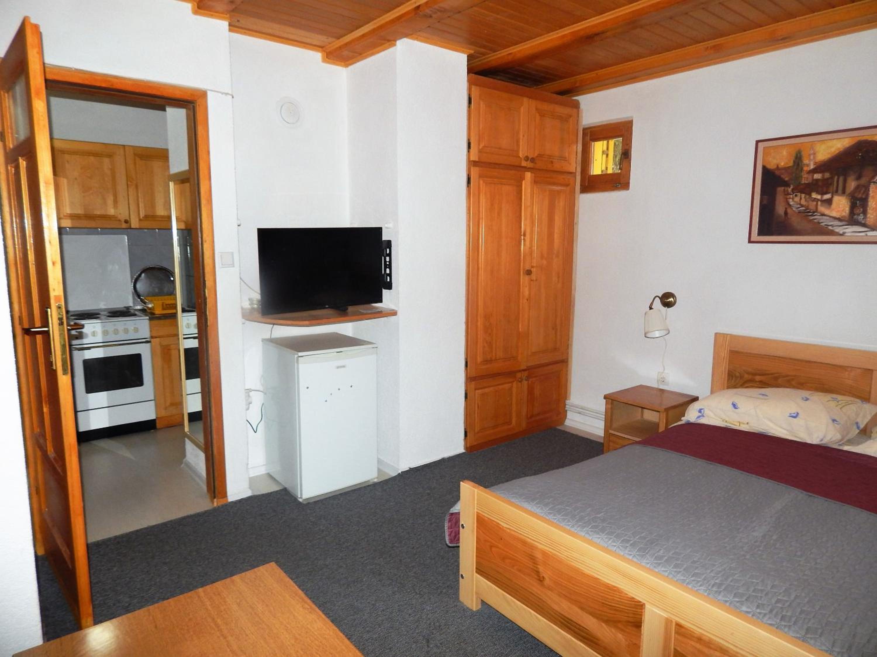 Apartment with Balcony photo 1