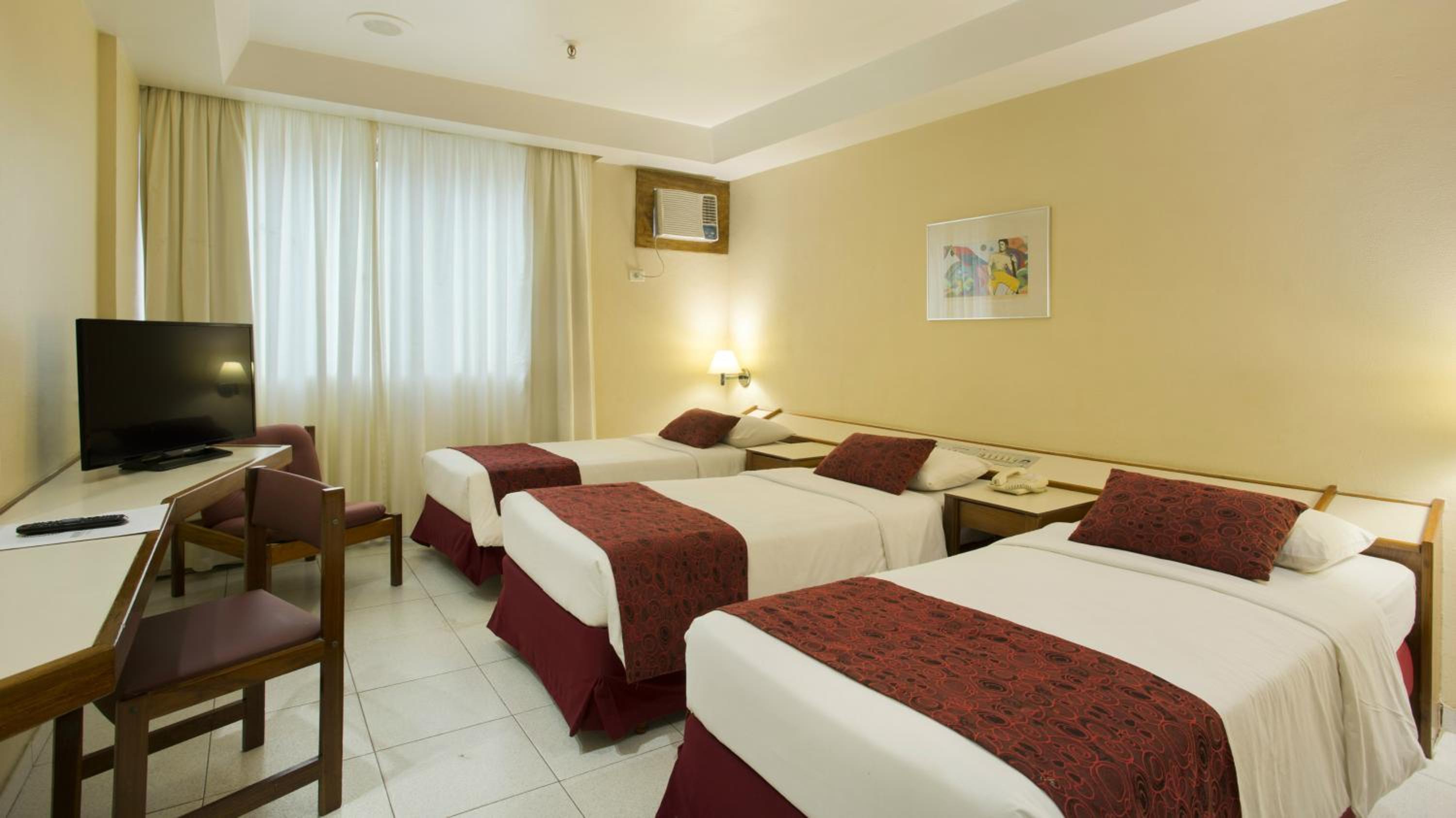 Standard Triple Room - Photo 1