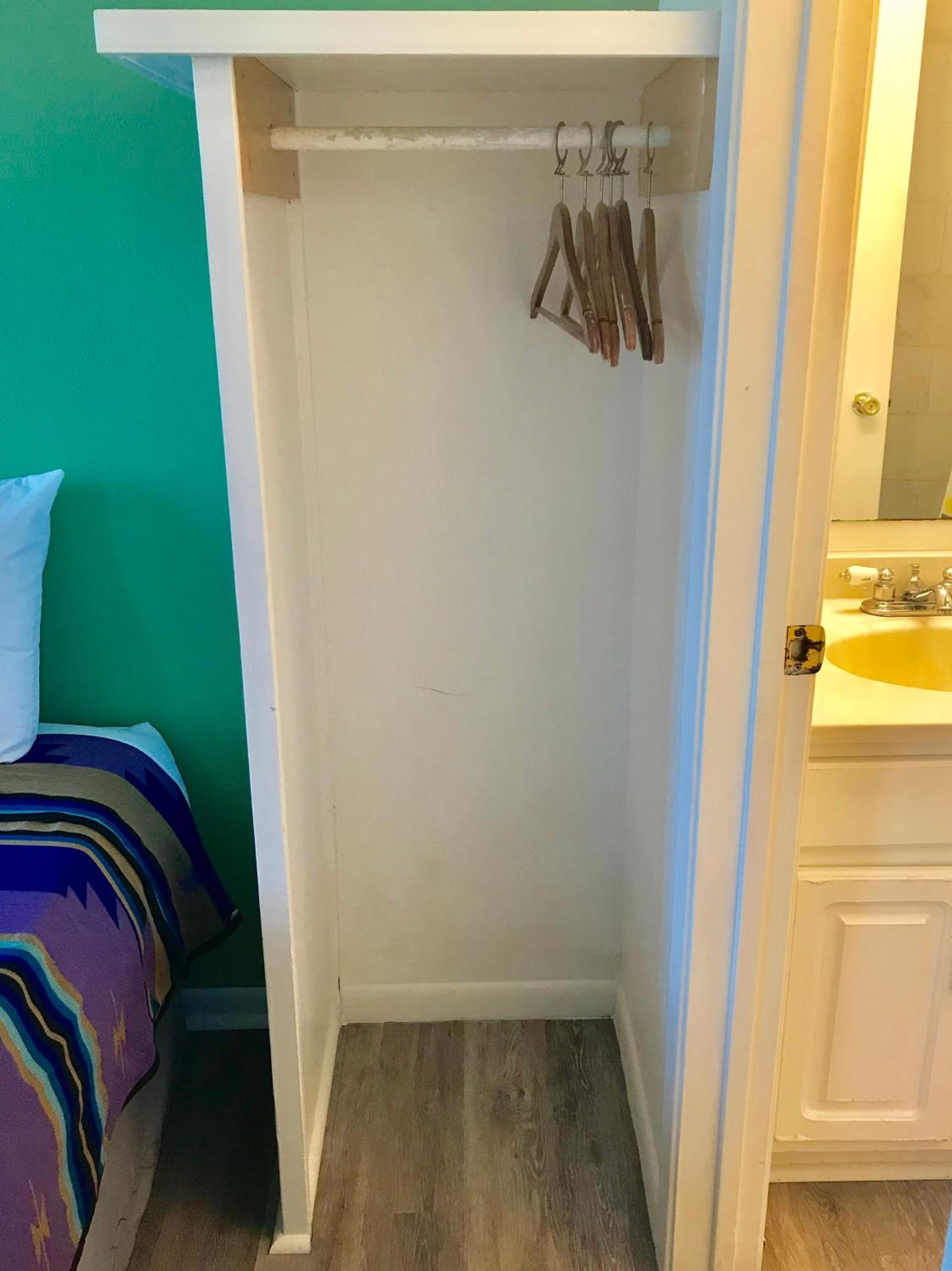 Deluxe Queen Room with Kitchenette - Photo 1