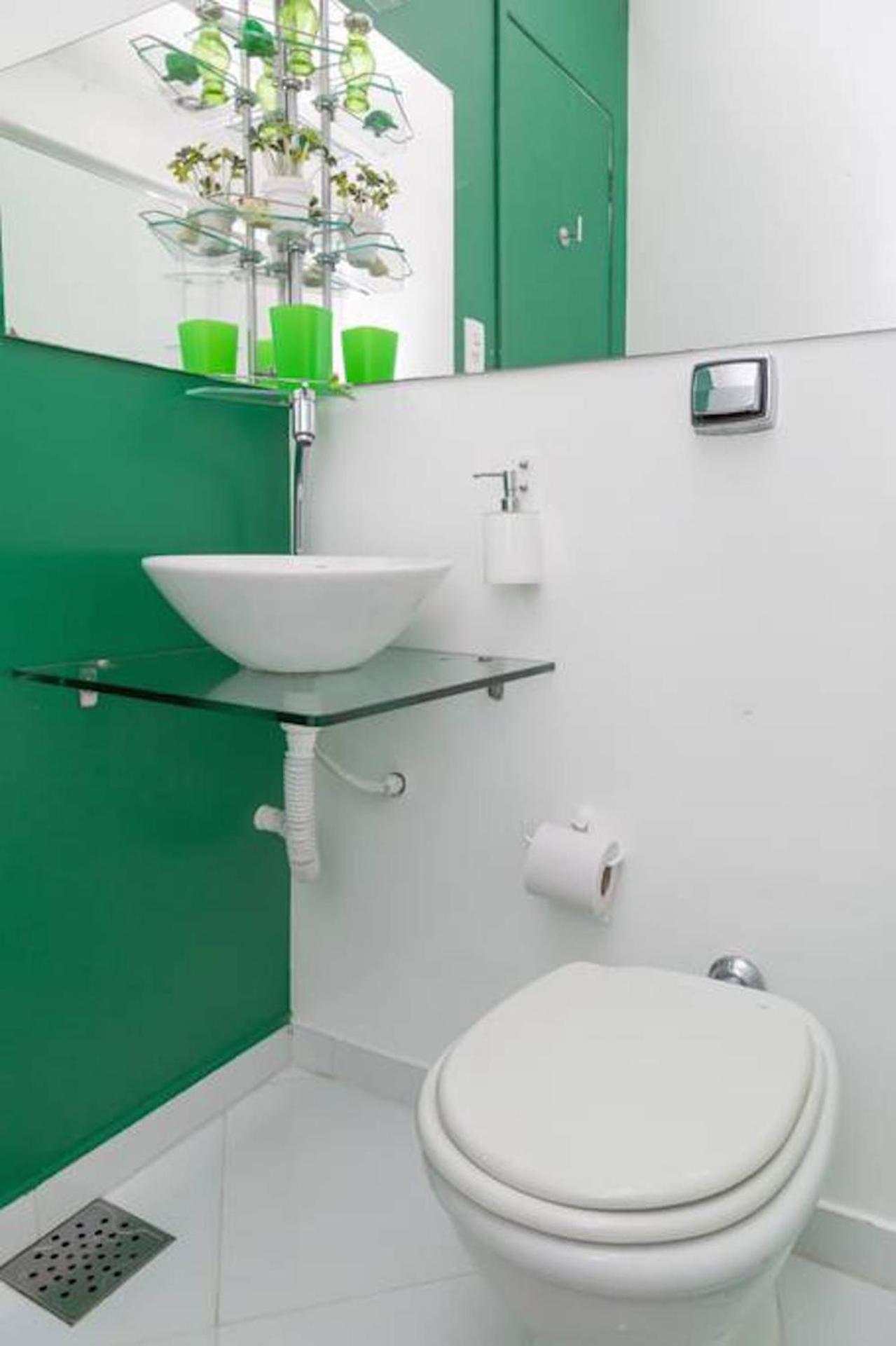 Suite - Photo 16