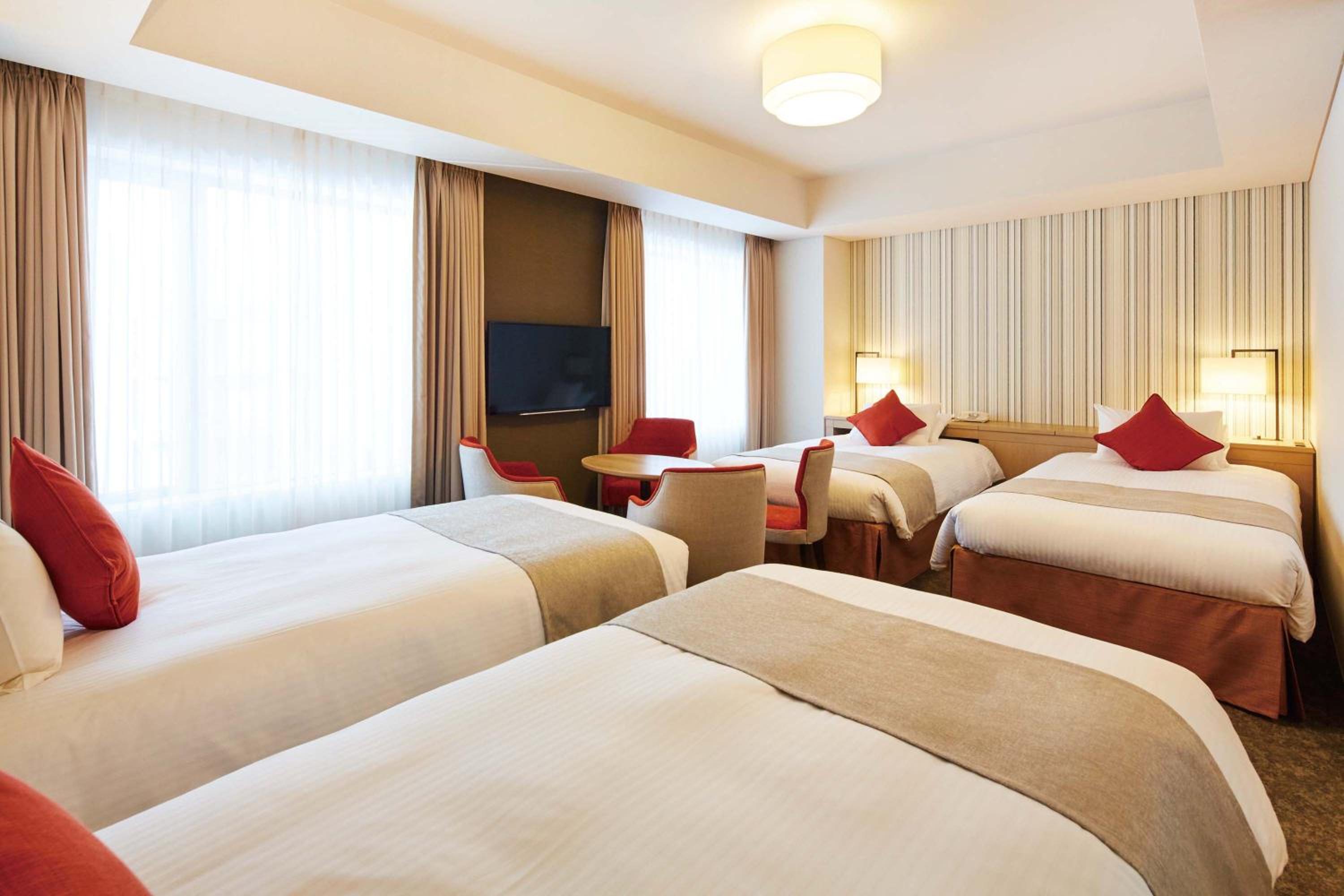 Triple Room - Emion Square  photo 2