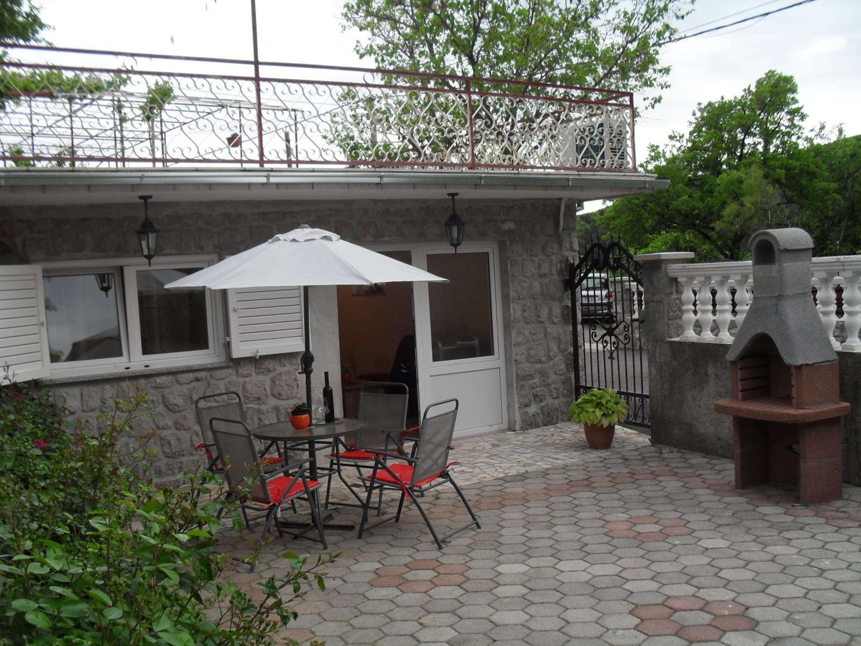 Apartment - Photo 16