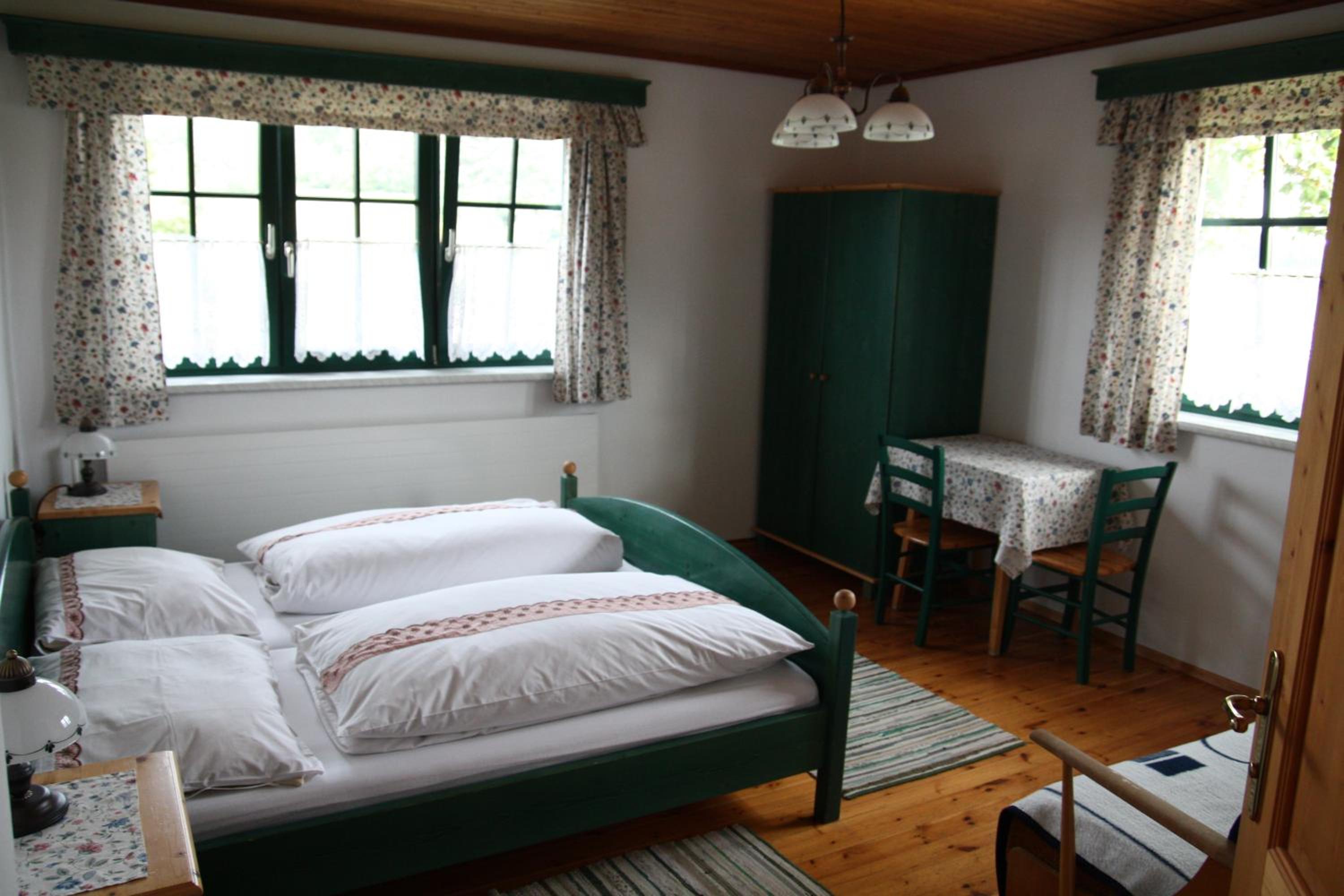 Room 2 photo 1
