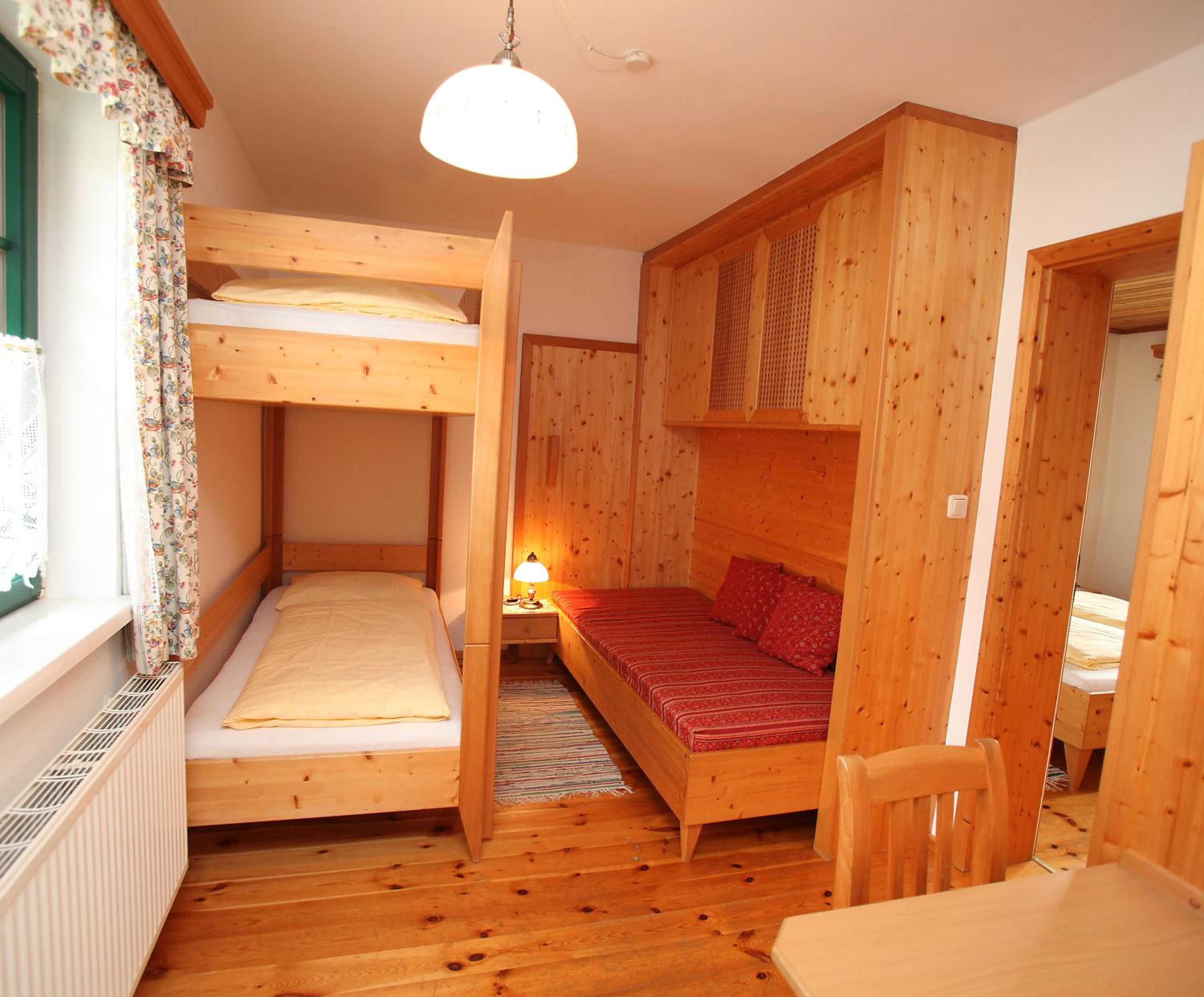 Room 7 photo 1
