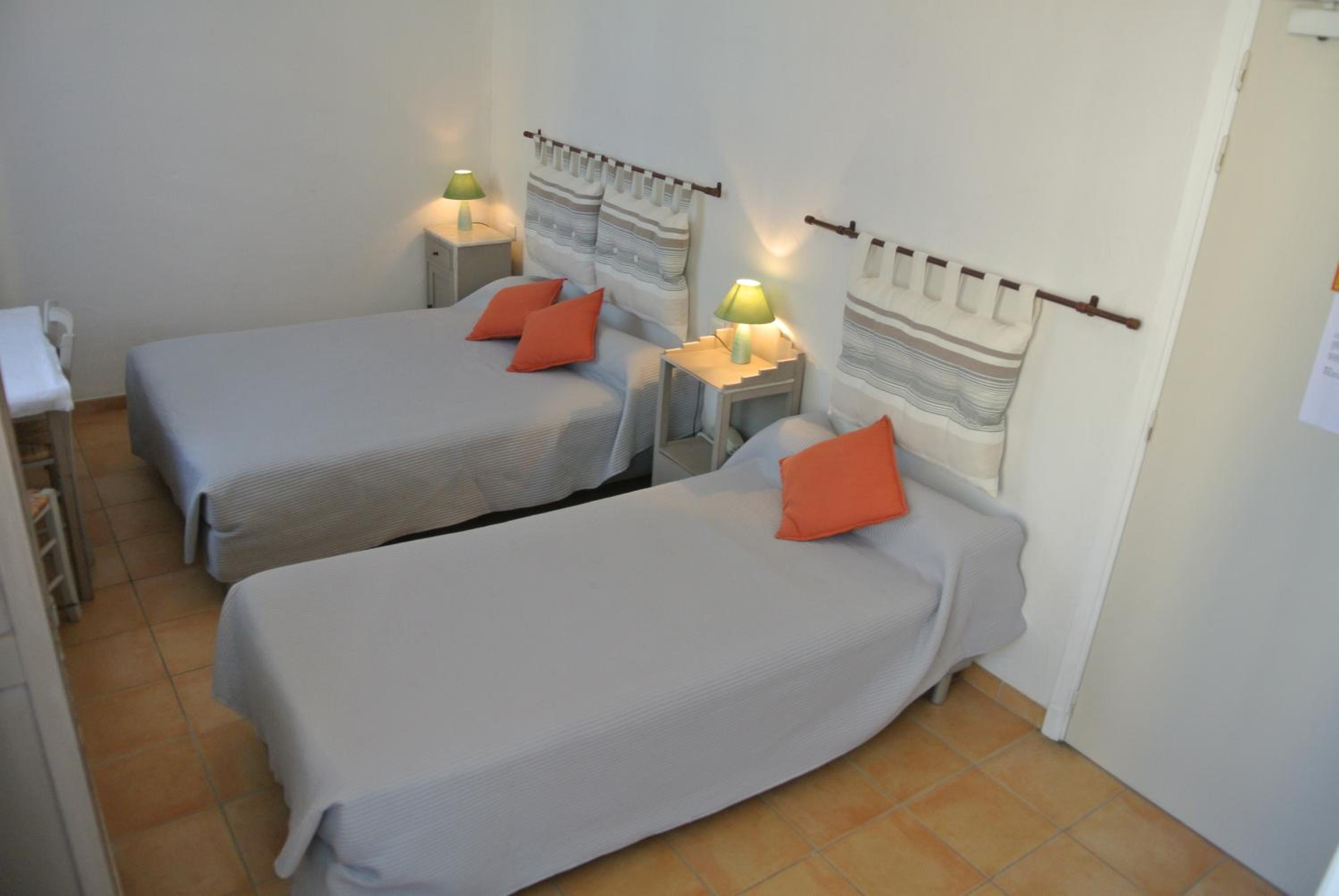 Triple Room - Photo 3