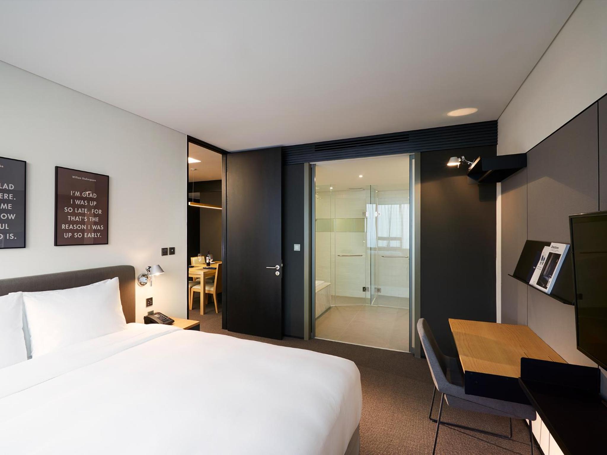 Glad House Suite  photo 2