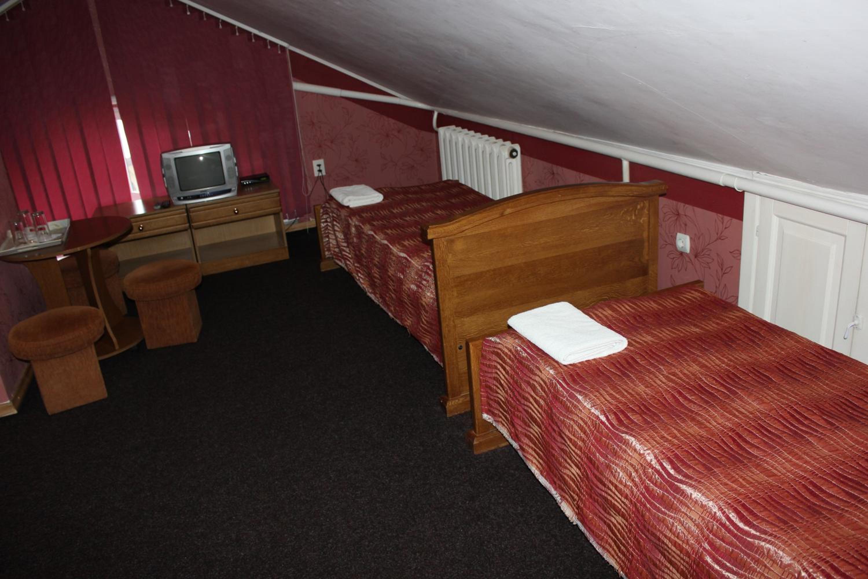 Budget Triple Room photo 3