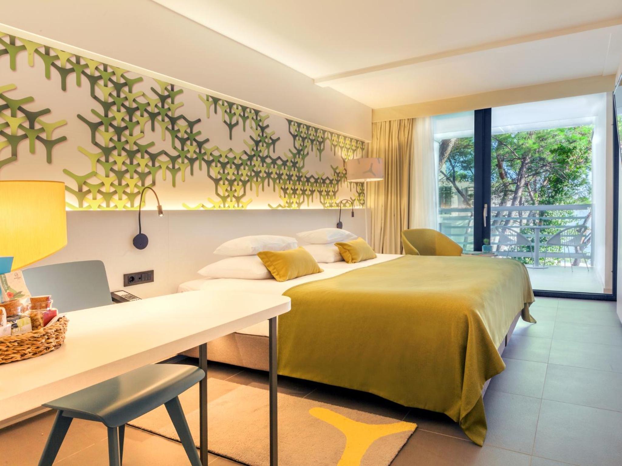 Standard Double Room with Balcony - Photo 1