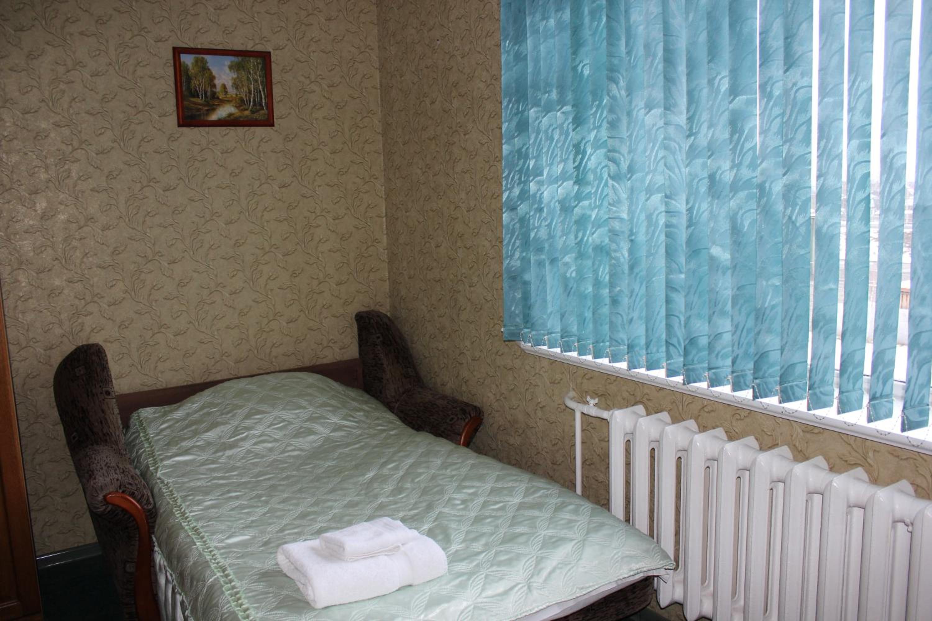 Small Single Room photo 2