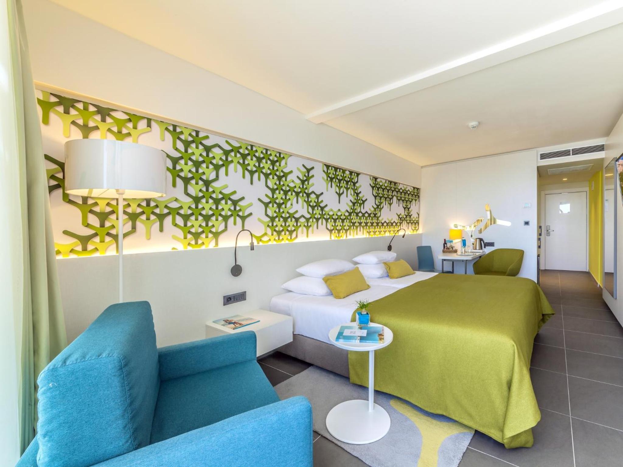 Superior Double Room with Balcony - Sea Side - Photo 1