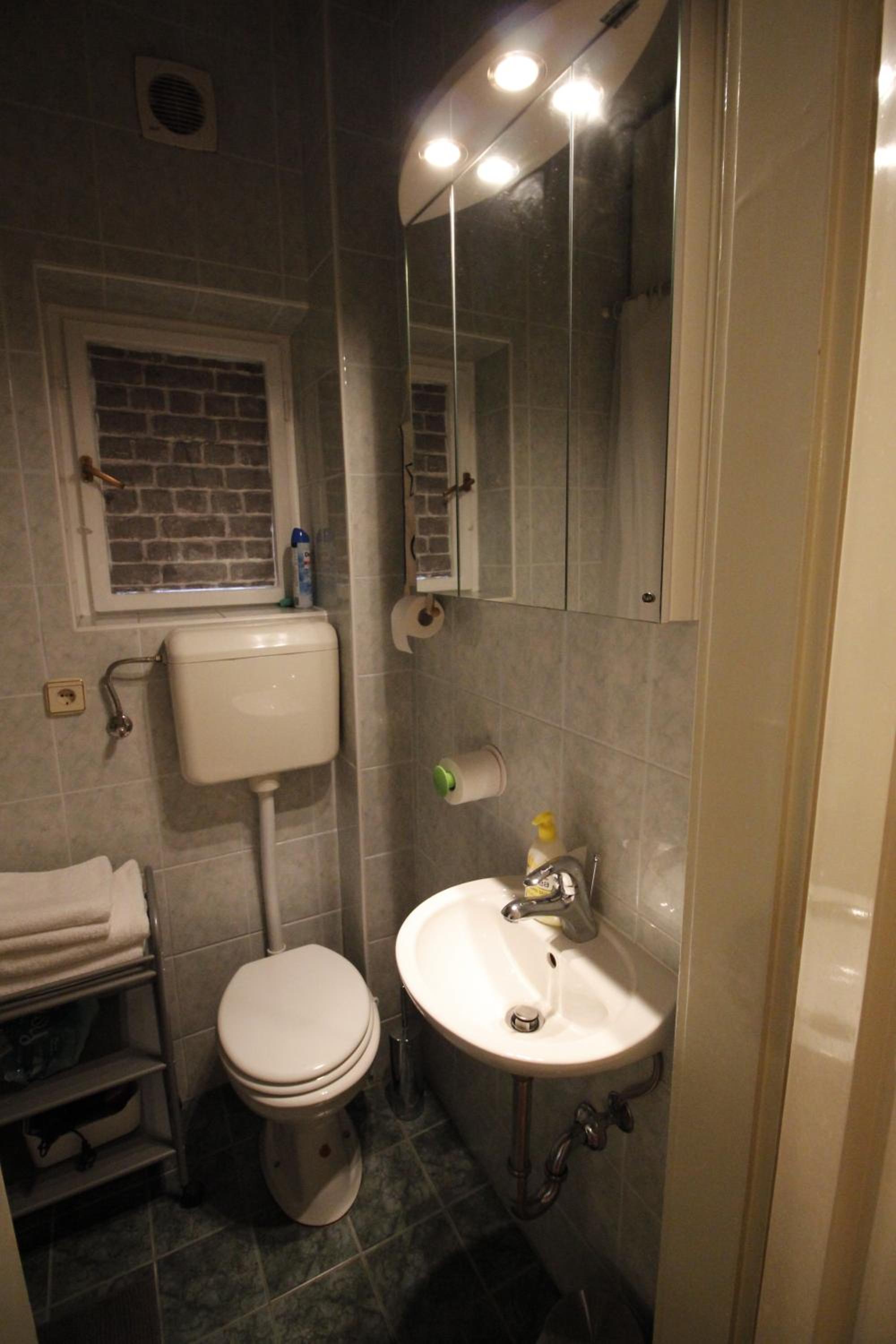 Suite - Photo 3