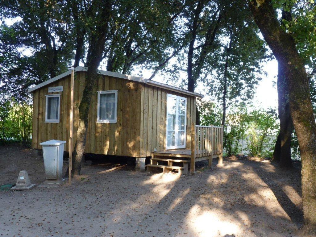 Mobile Home - Photo 2