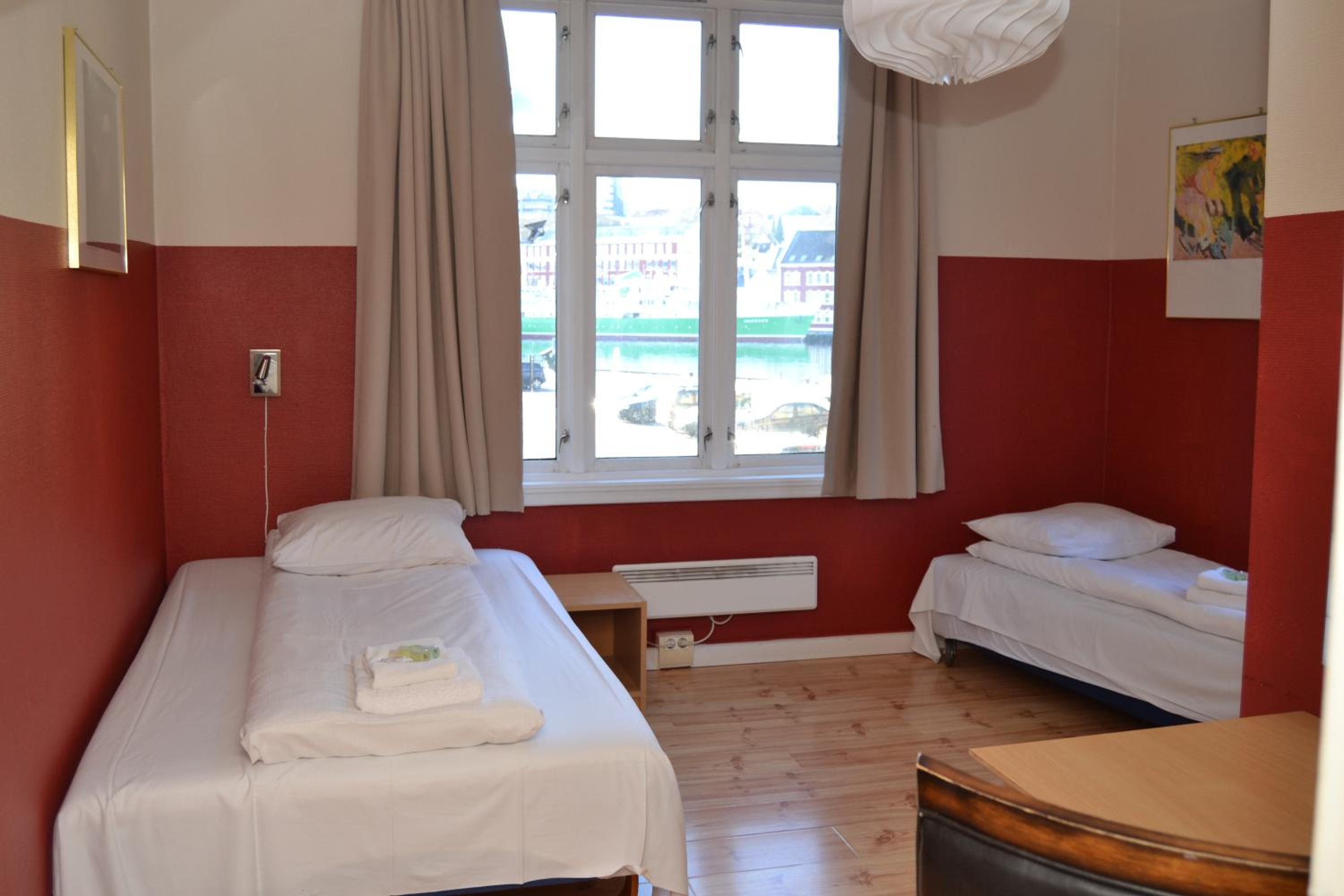 Double Or Twin Room photo 2