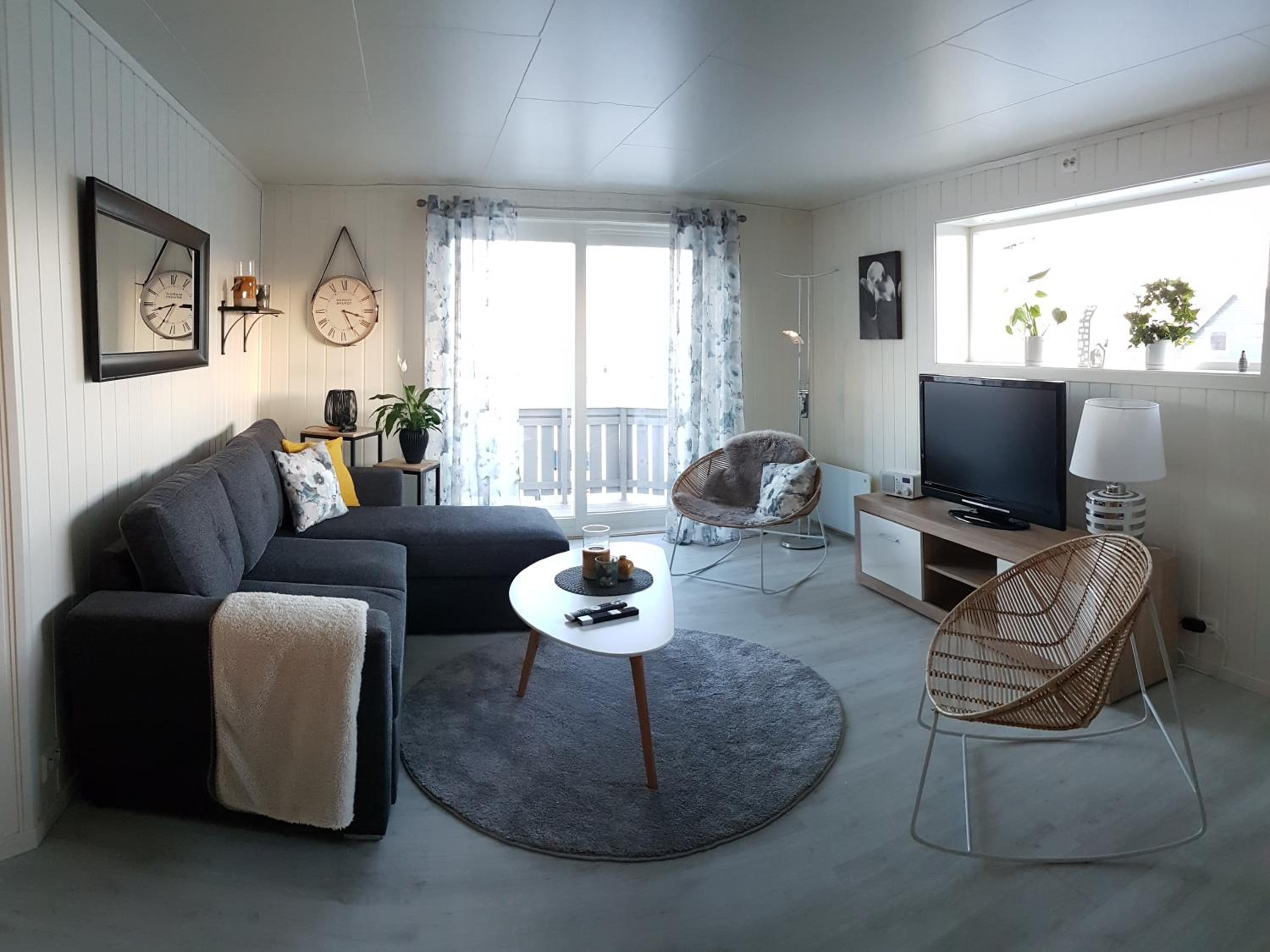 Two-Bedroom Apartment photo 2