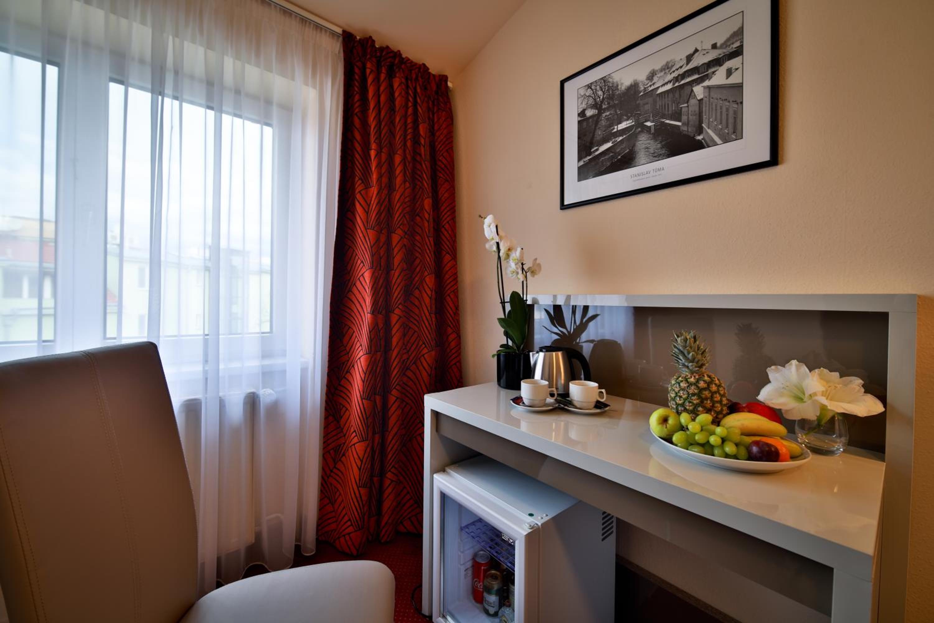 Superior Double or Twin Room photo 2