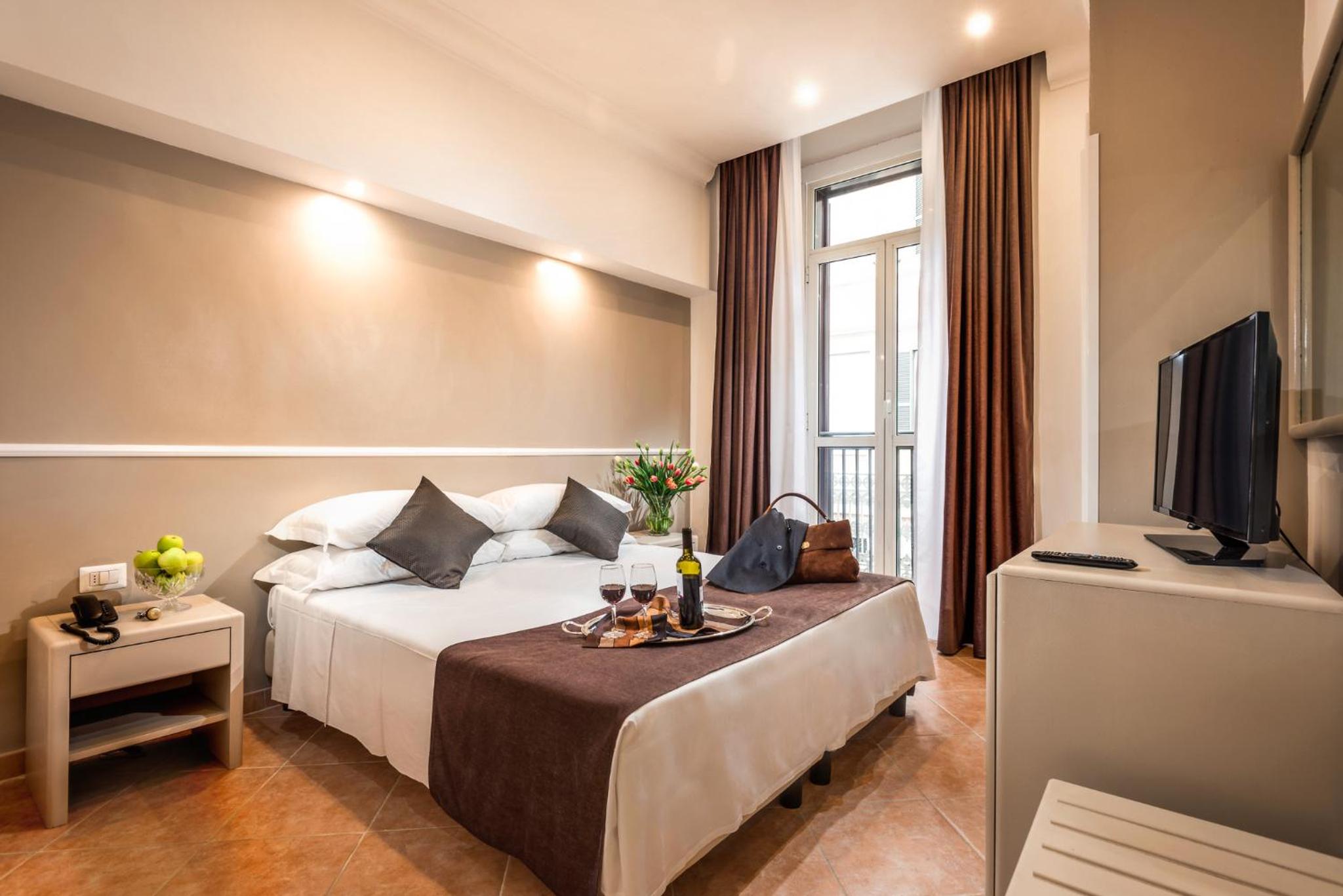 Superior Double Room with City View photo 2