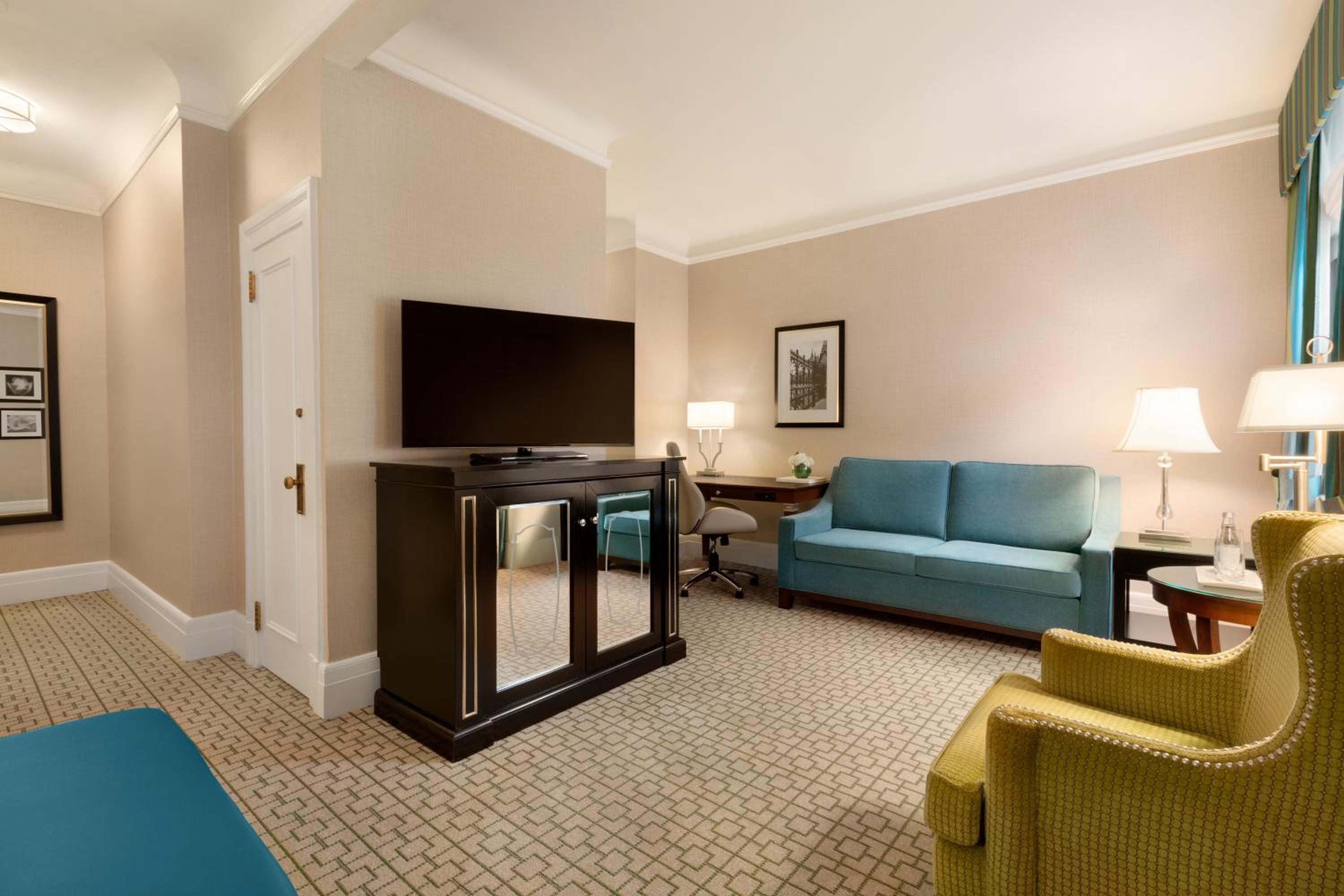Deluxe Double Room with Two Double Beds
