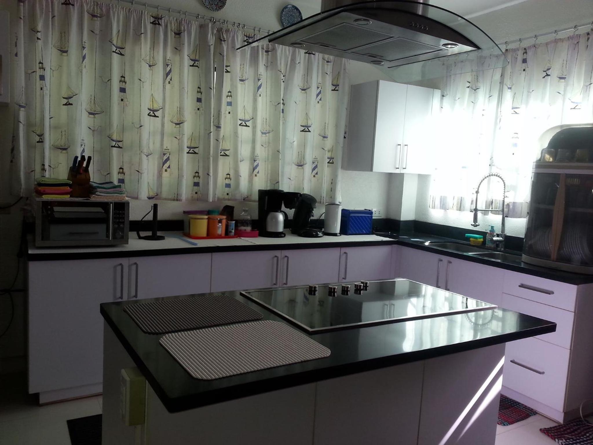 Deluxe Double Room with Shower - Photo 2