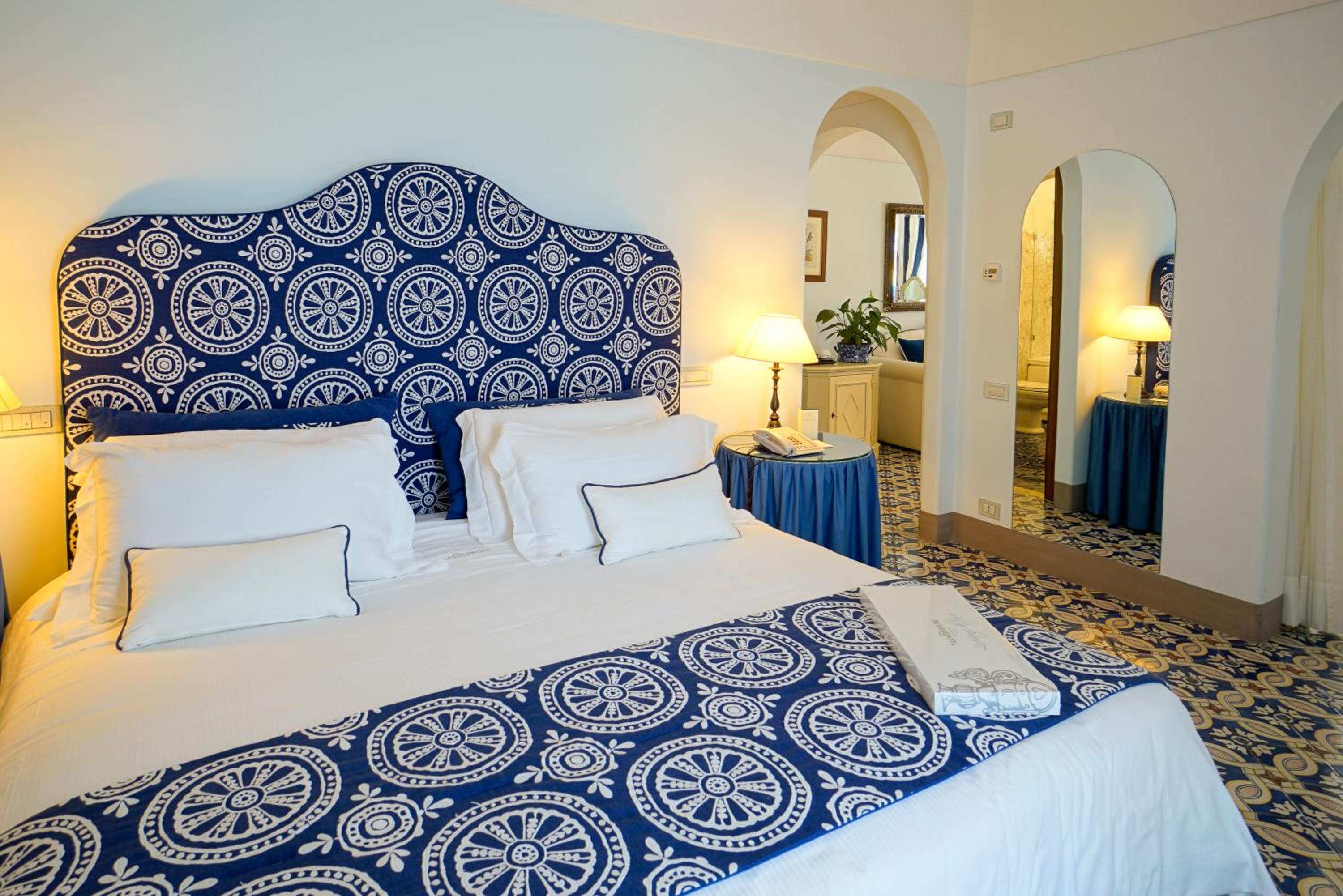 Superior Suite with Terrace and Sea View photo 2