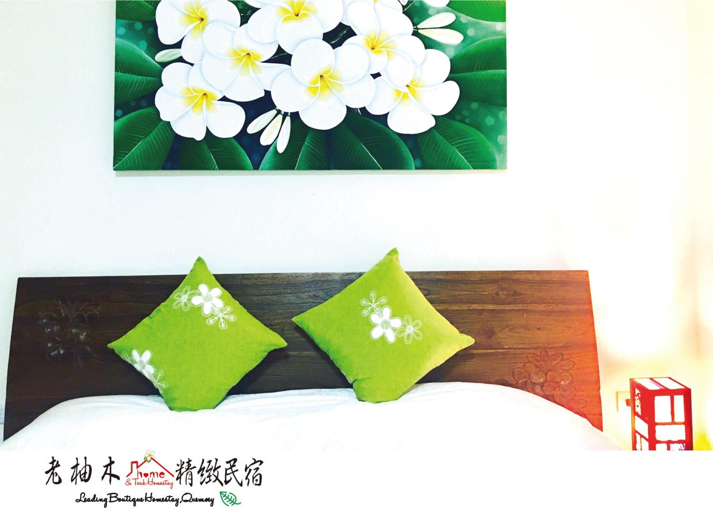 Deluxe King Room photo 1