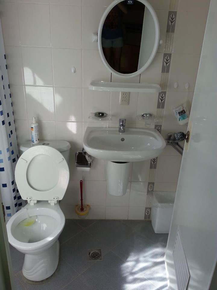 Deluxe Double Room with Shower - Photo 8