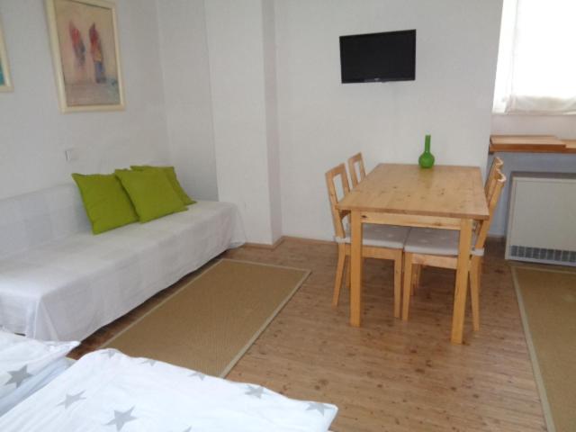 Family Room photo 1