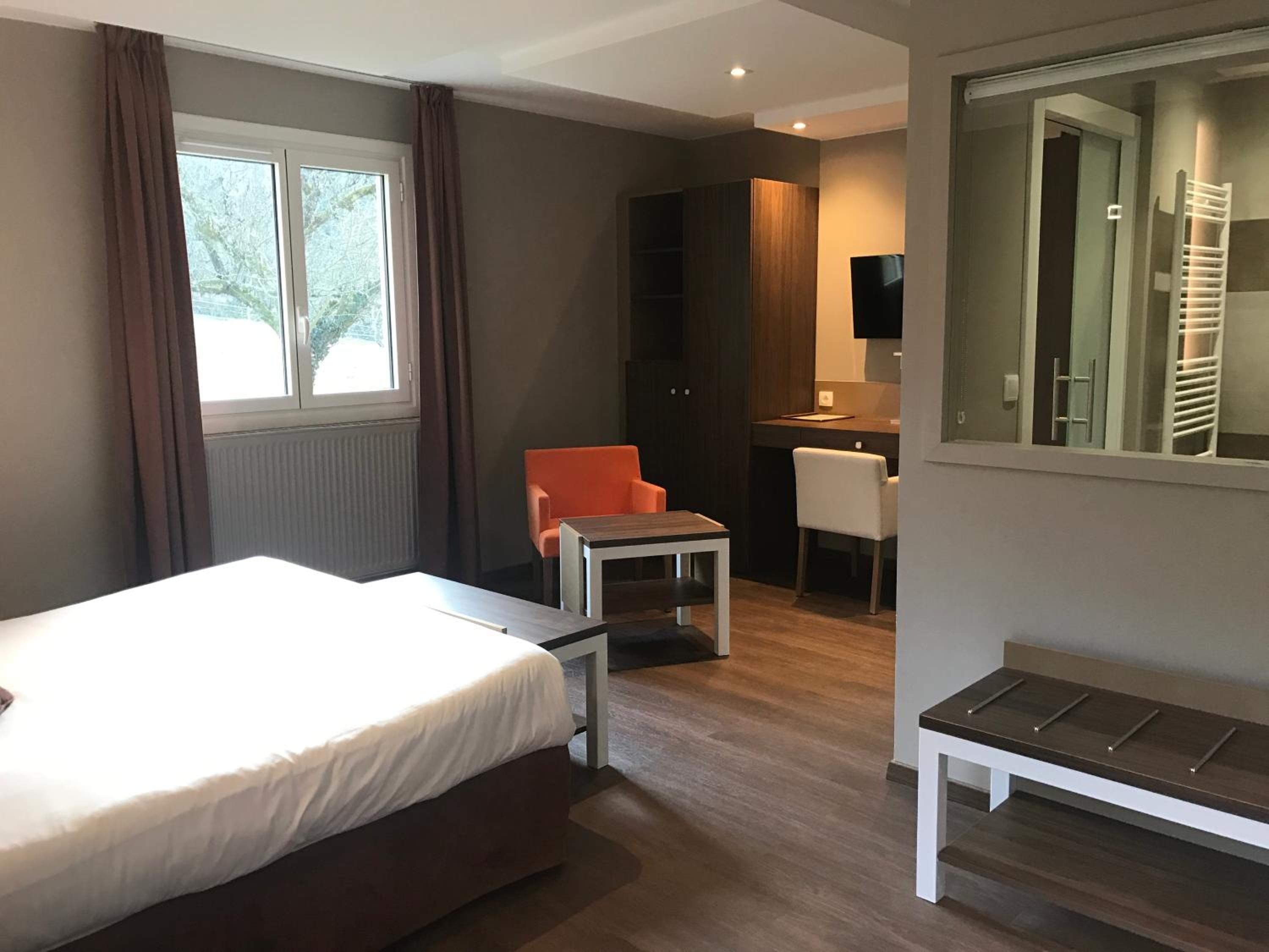 Superior Double or Twin Room - Photo 3