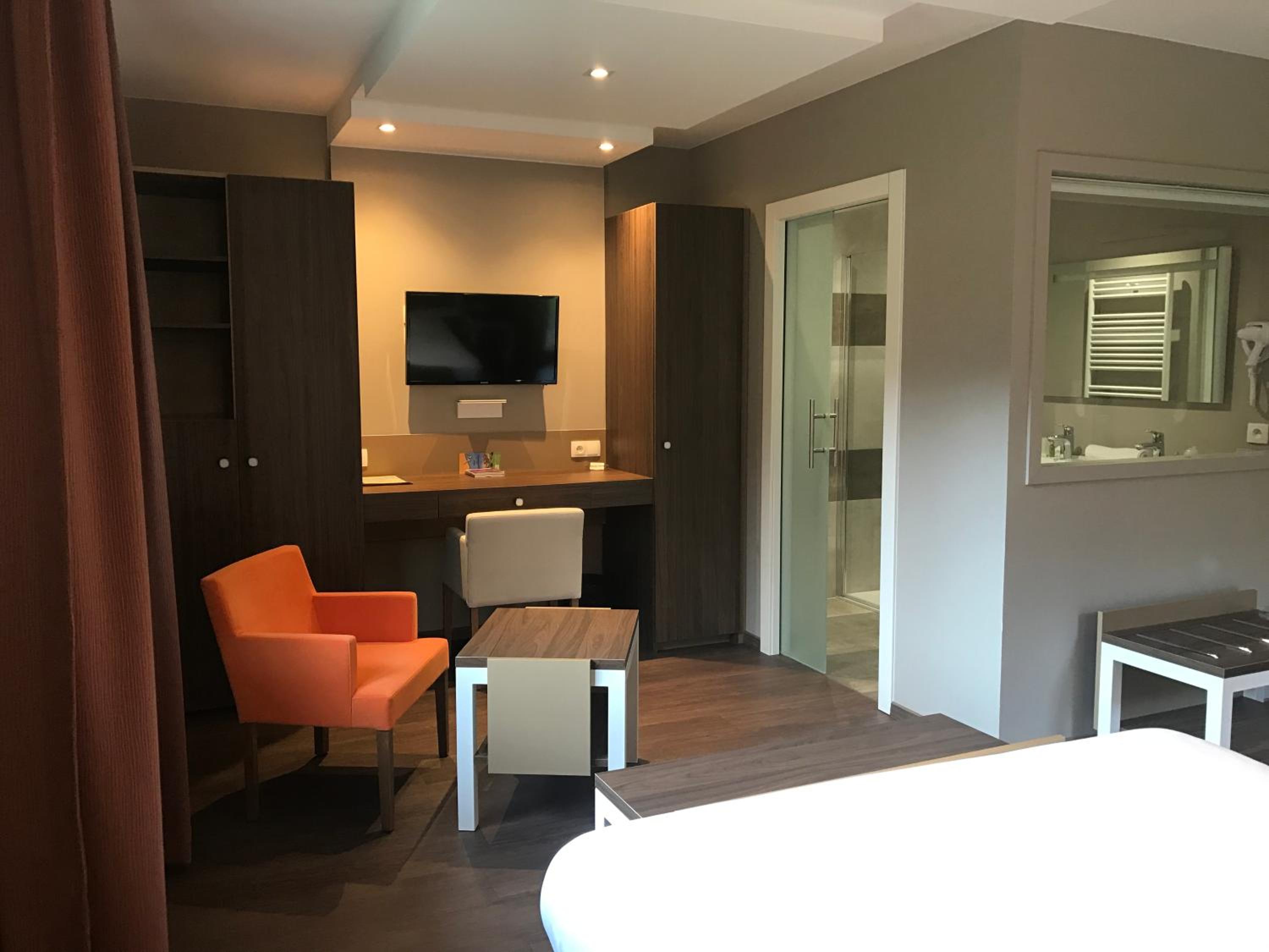 Superior Double or Twin Room - Photo 4