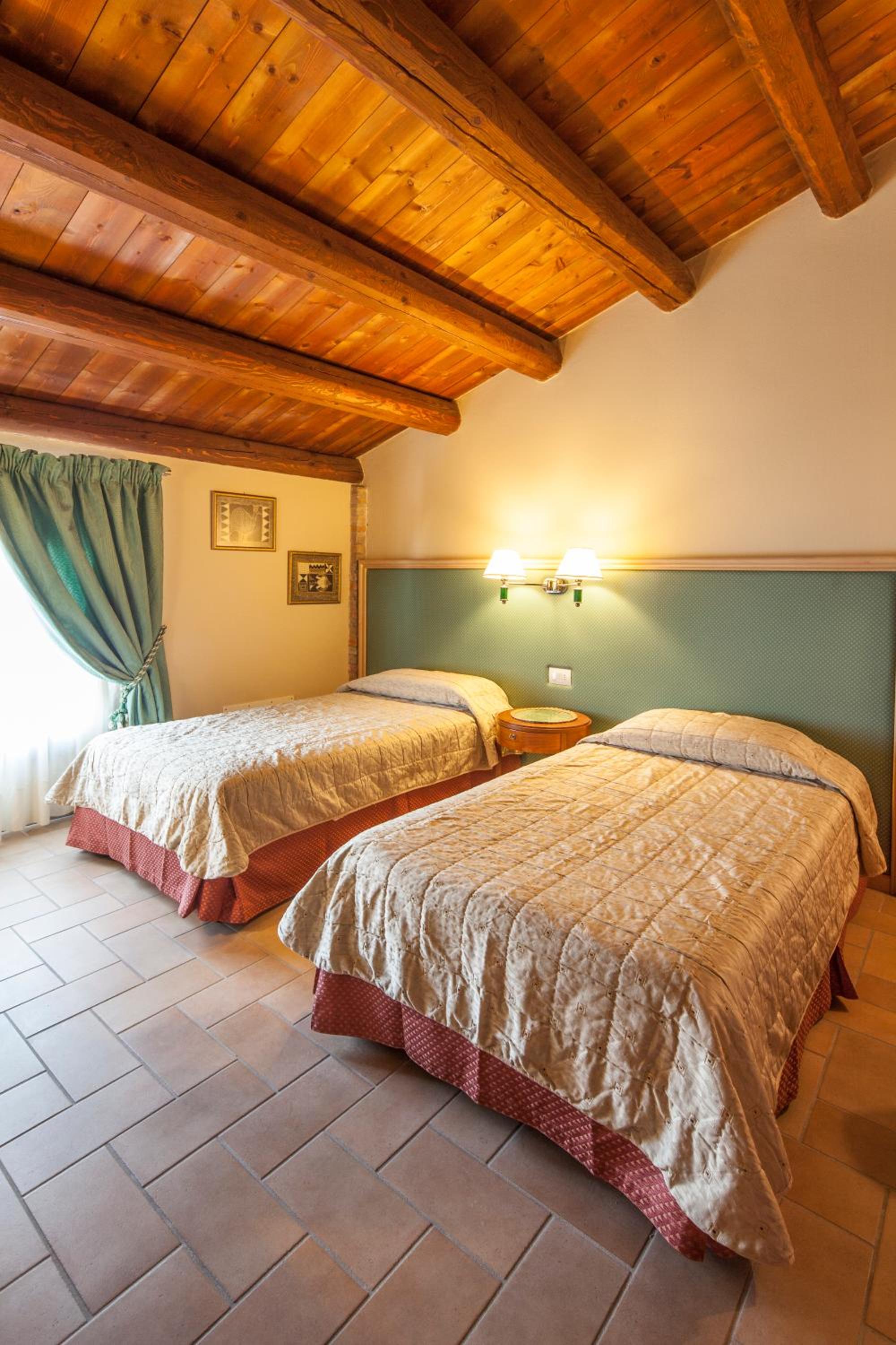 Deluxe Double Room - Photo 3
