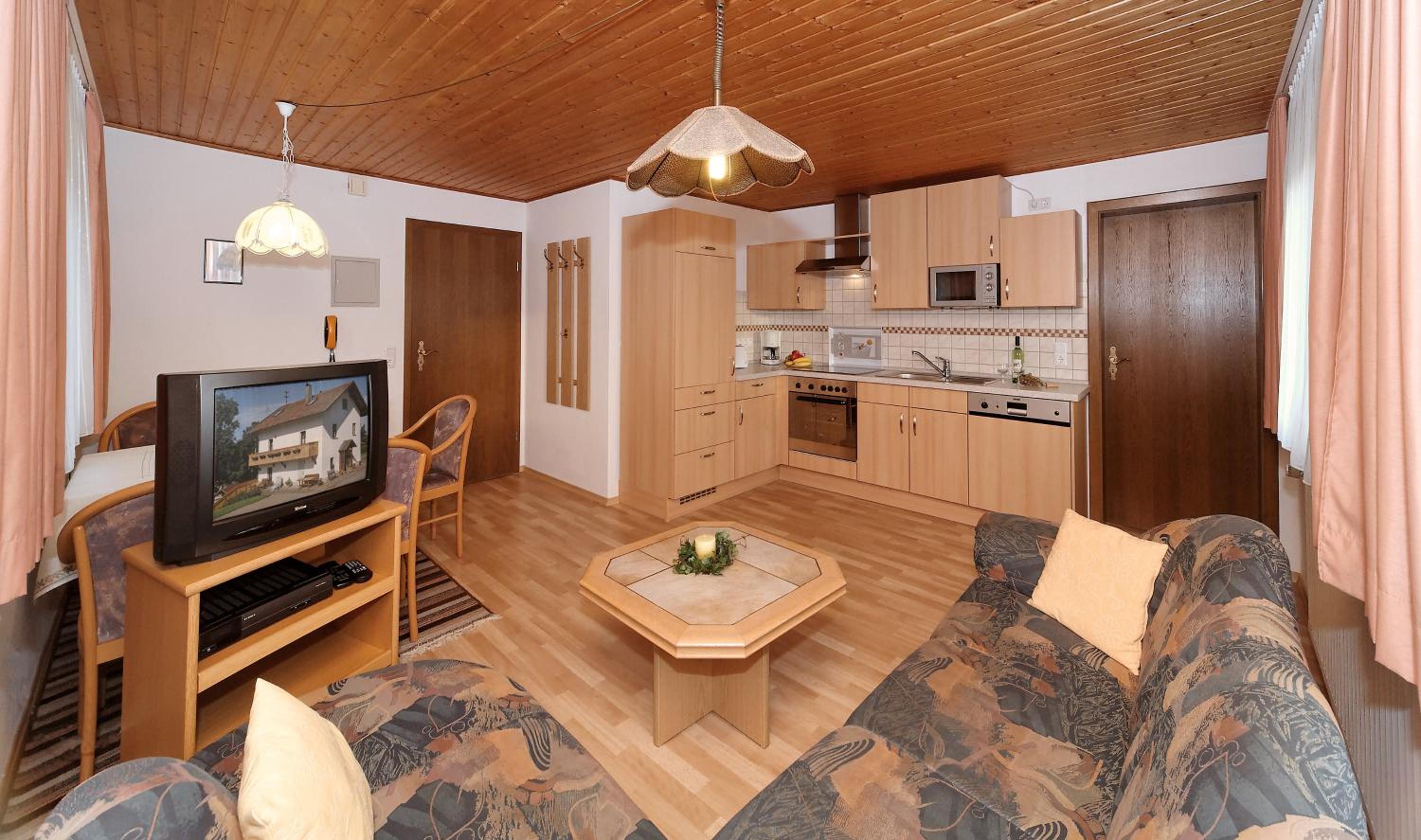 One-Bedroom Apartment with Balcony photo 3