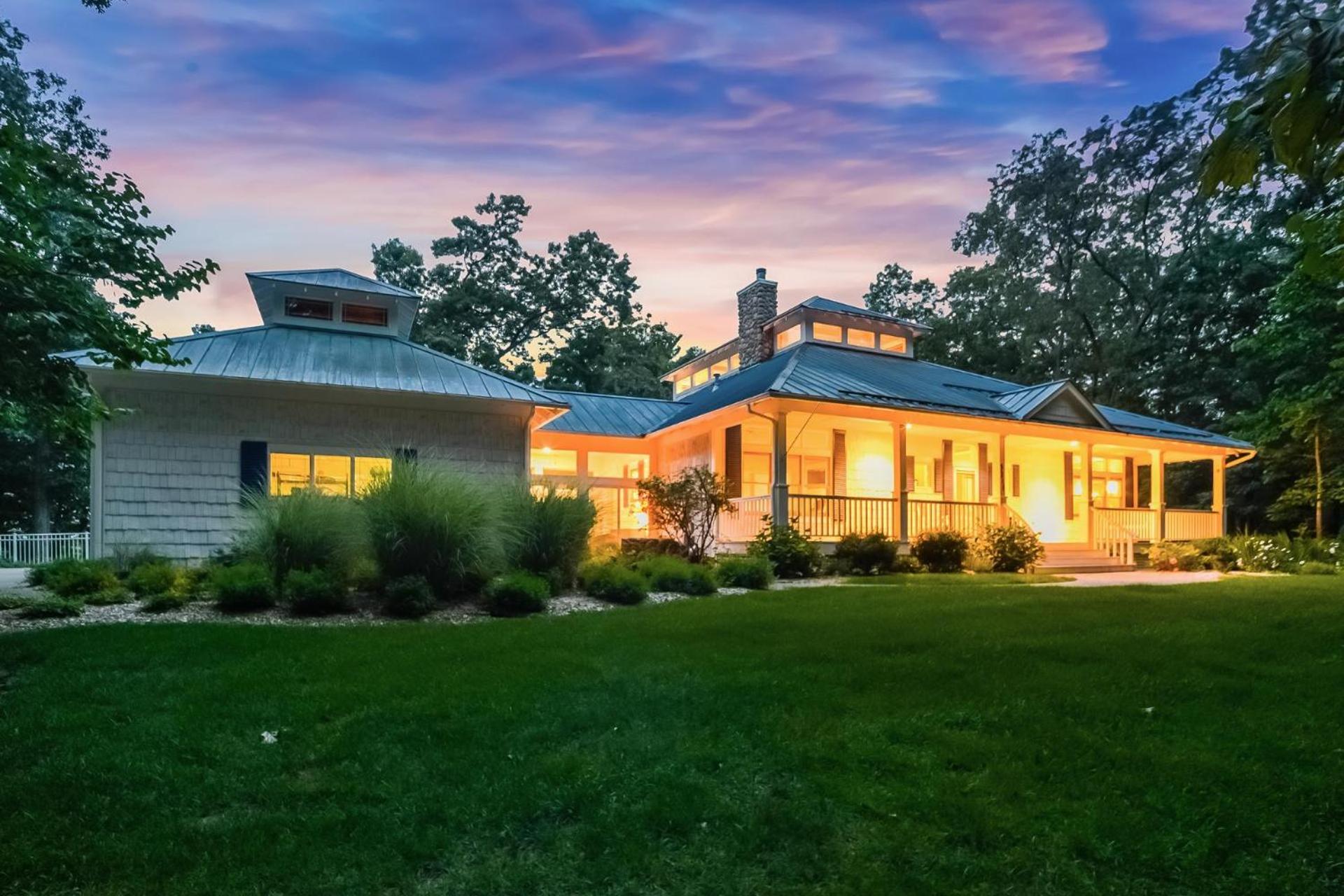 Five-Bedroom Villa photo 2