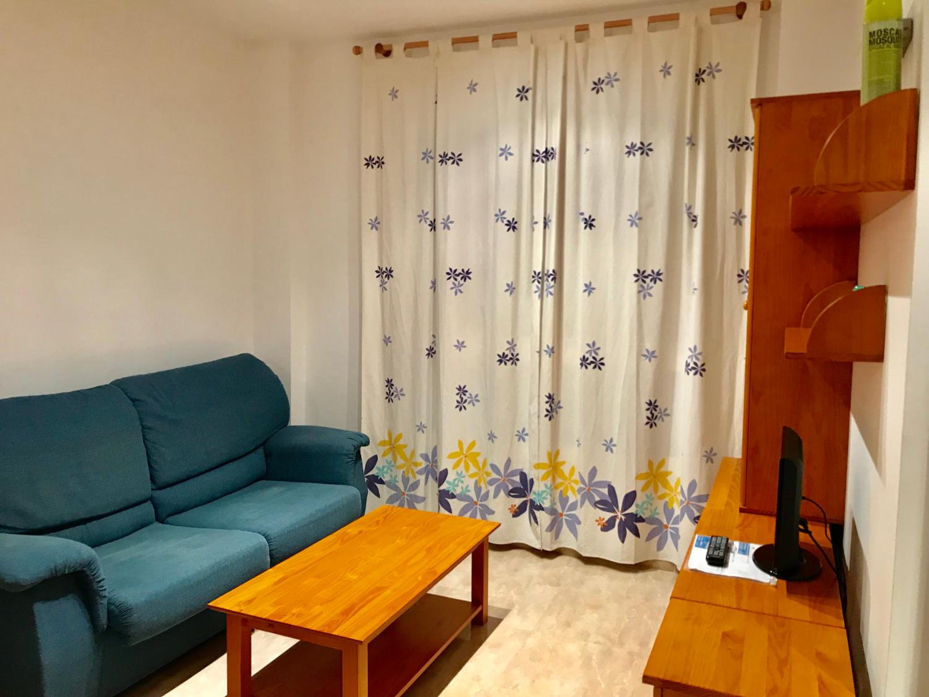 Two-Bedroom Apartment - Photo 5