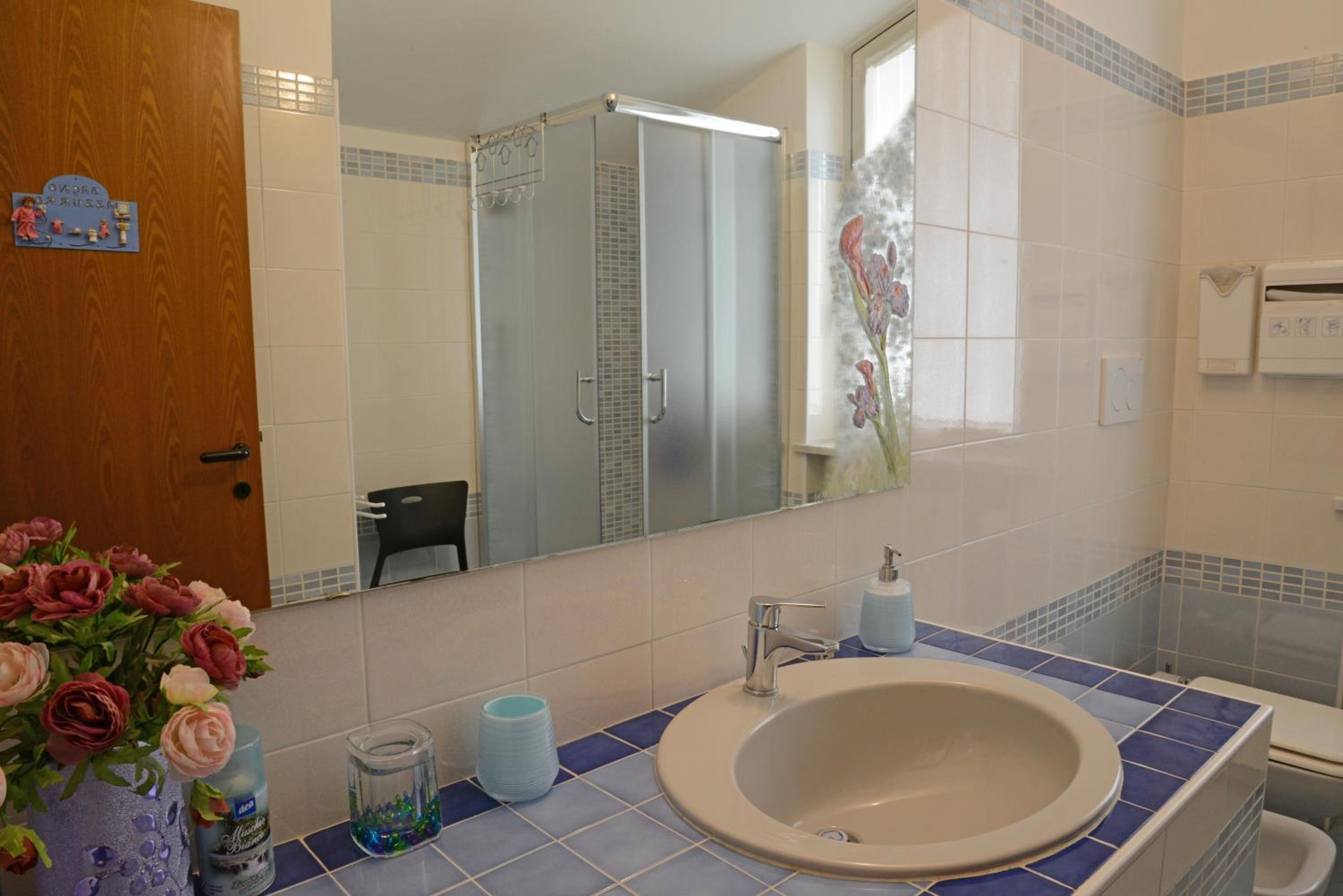Quadruple Room - Photo 5