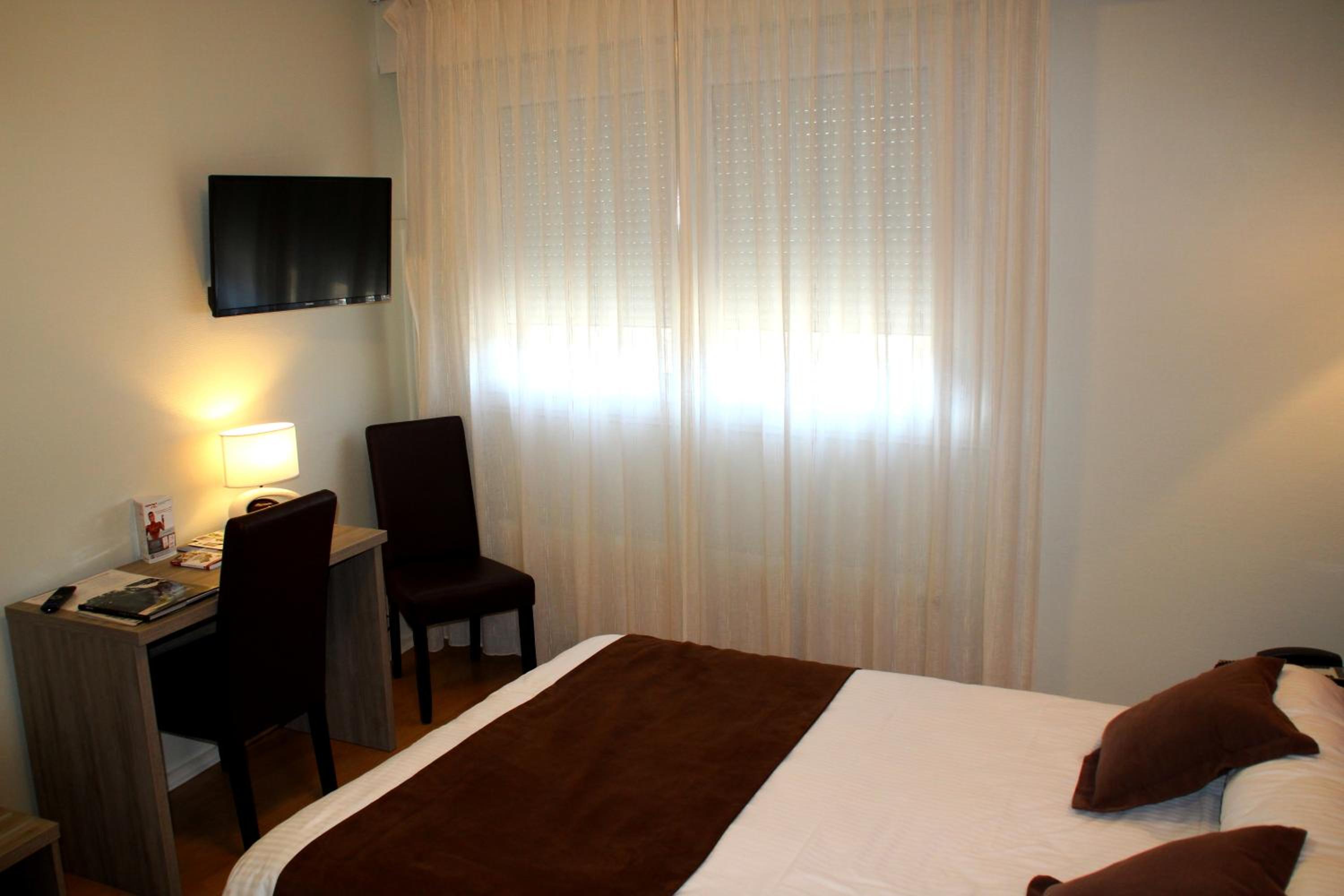 Double Room for 1 person photo 3